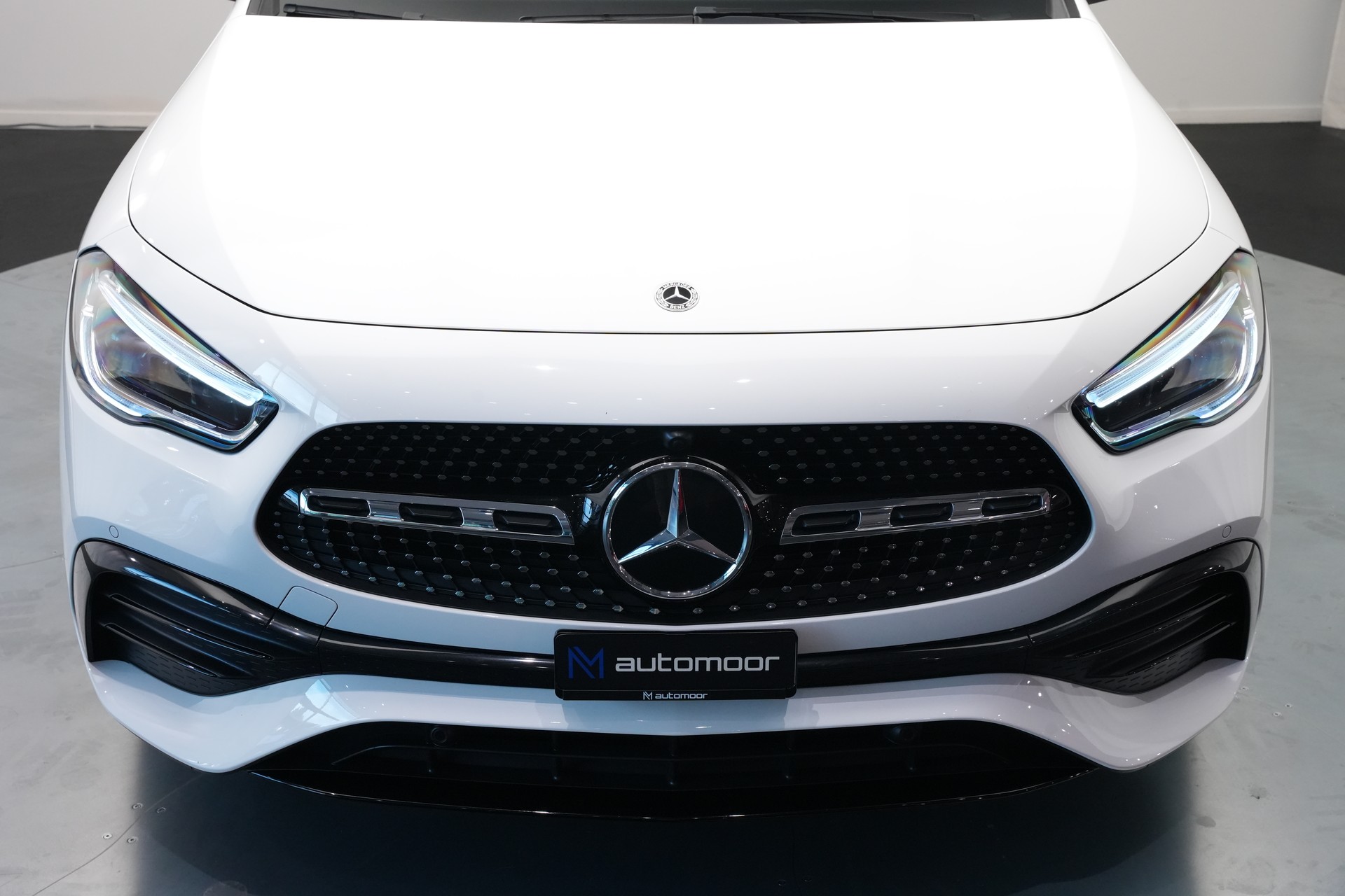 MERCEDES-BENZ GLA 250 4Matic AMG Line 8G-DCT *CH-Fahrzeug* *Panorama*-image-44