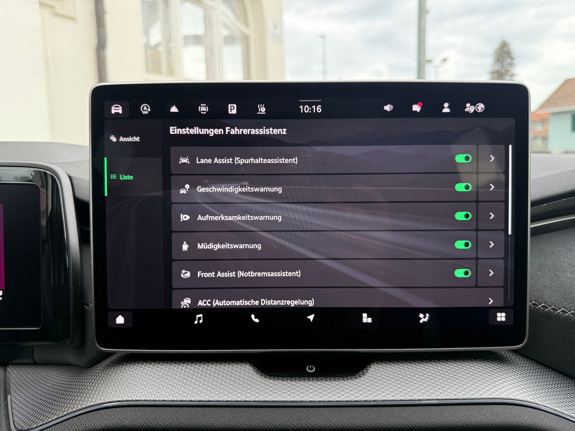SKODA Kodiaq 2.0 TSI SportLine 4x4 7 SITZER-image-24