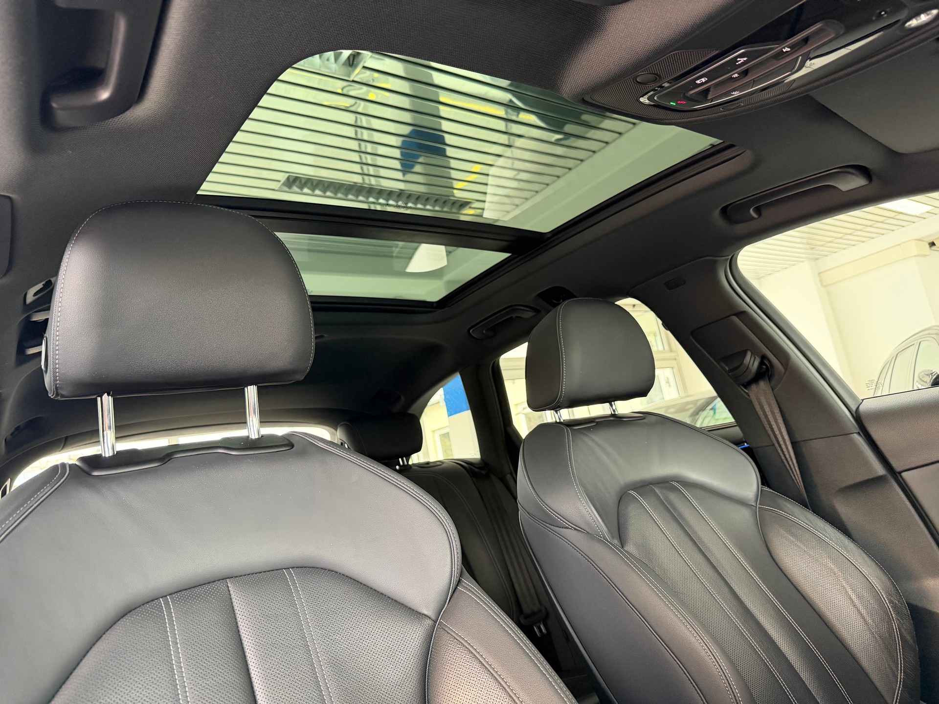 AUDI S4 Avant 3.0 TDI quattro tiptronic-image-23