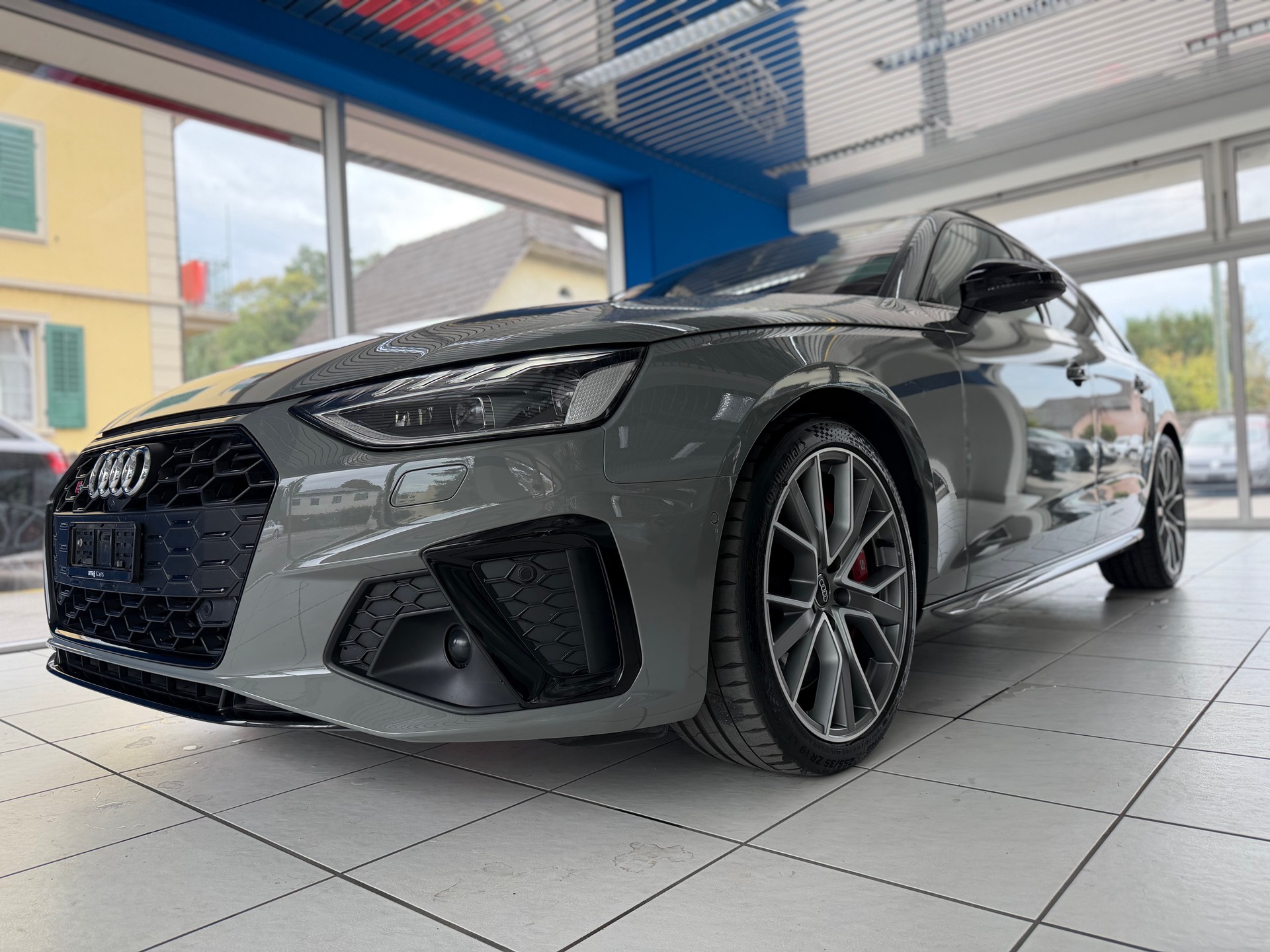 AUDI S4 Avant 3.0 TDI quattro tiptronic-image-1