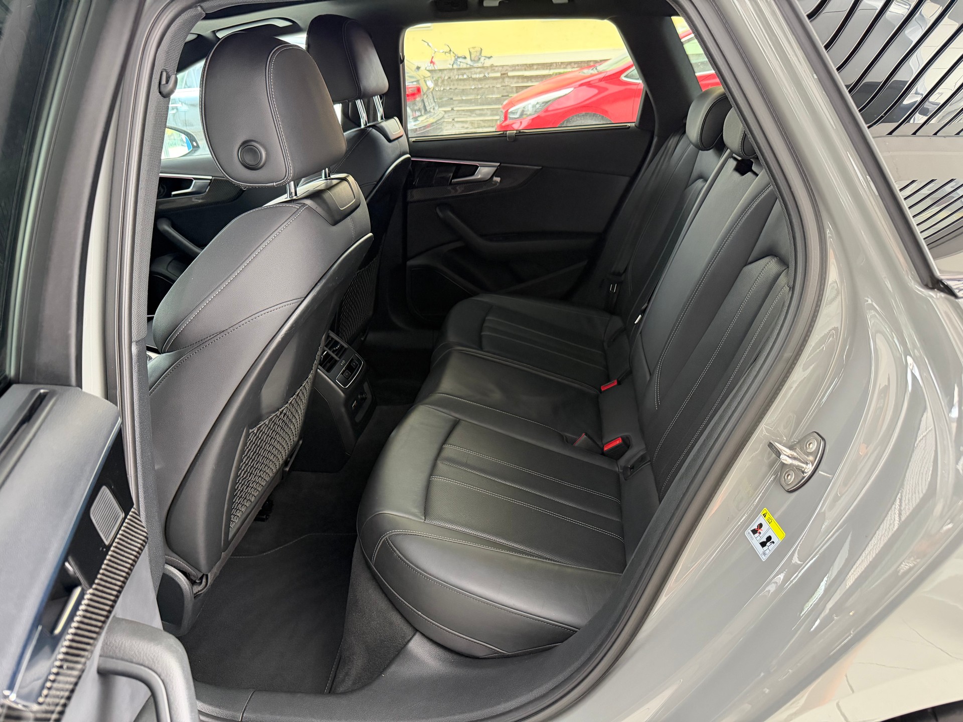 AUDI S4 Avant 3.0 TDI quattro tiptronic-image-24