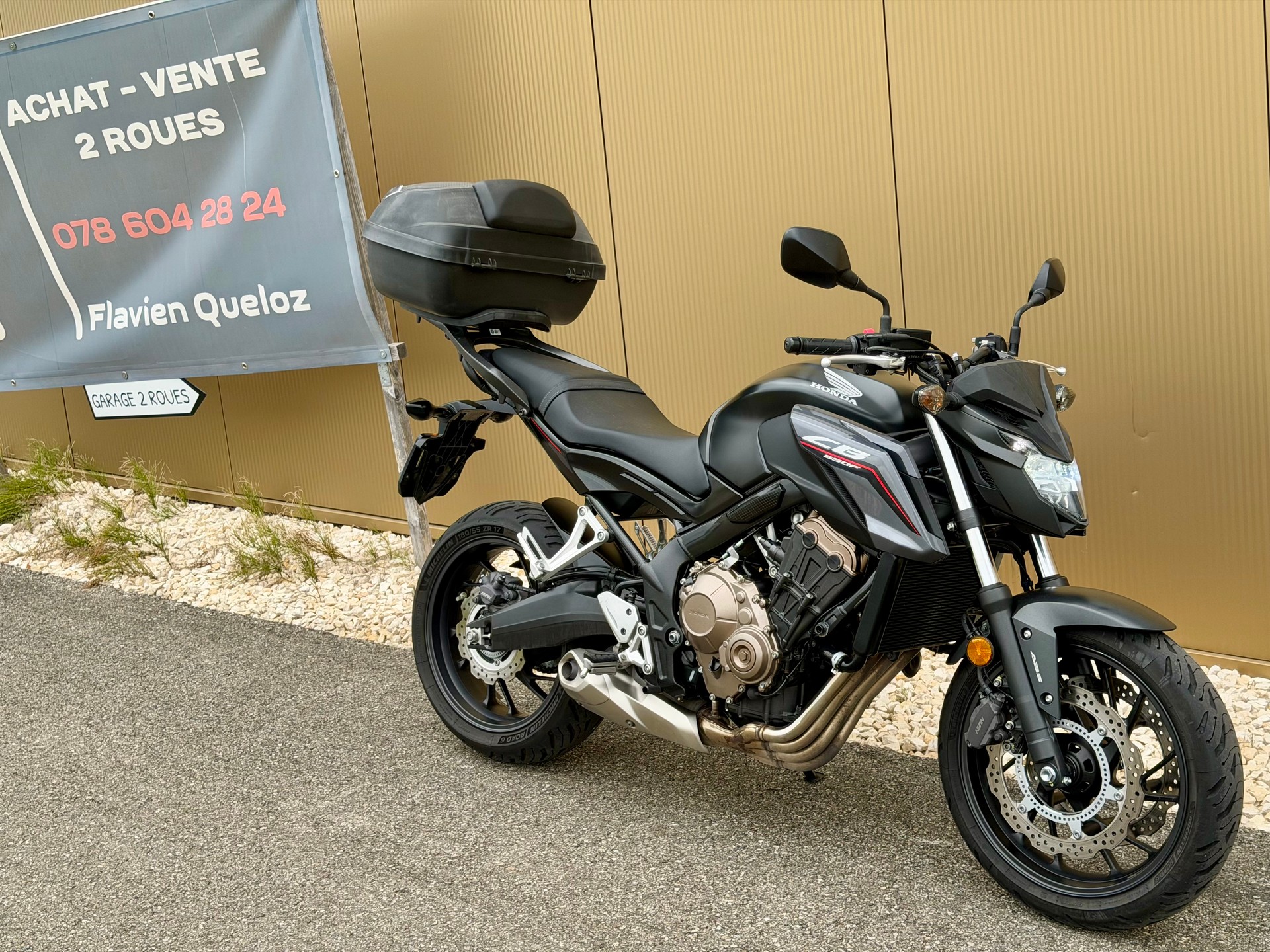 HONDA CB 650 F ABS-showroom-element-2