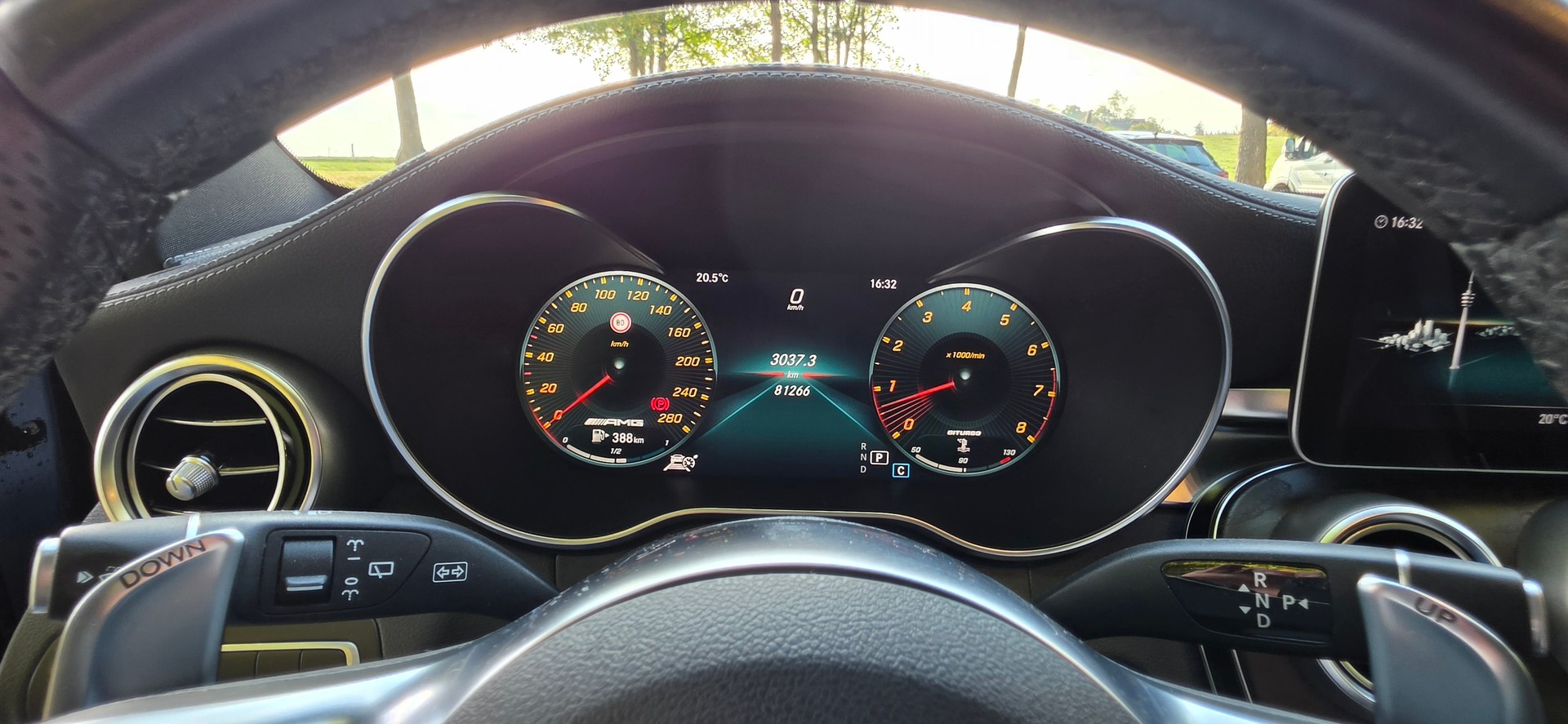 MERCEDES-BENZ C 43 AMG 4matic-image-8