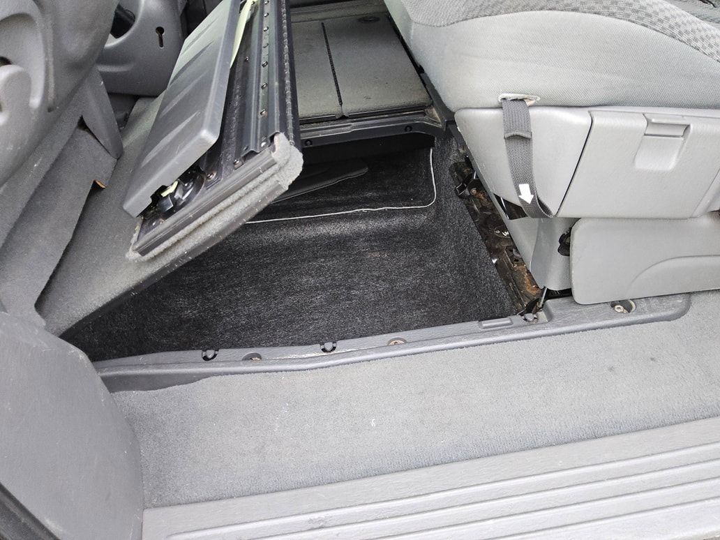 CHRYSLER Grand Voy. 2.8 CRD LX Automatic-image-13
