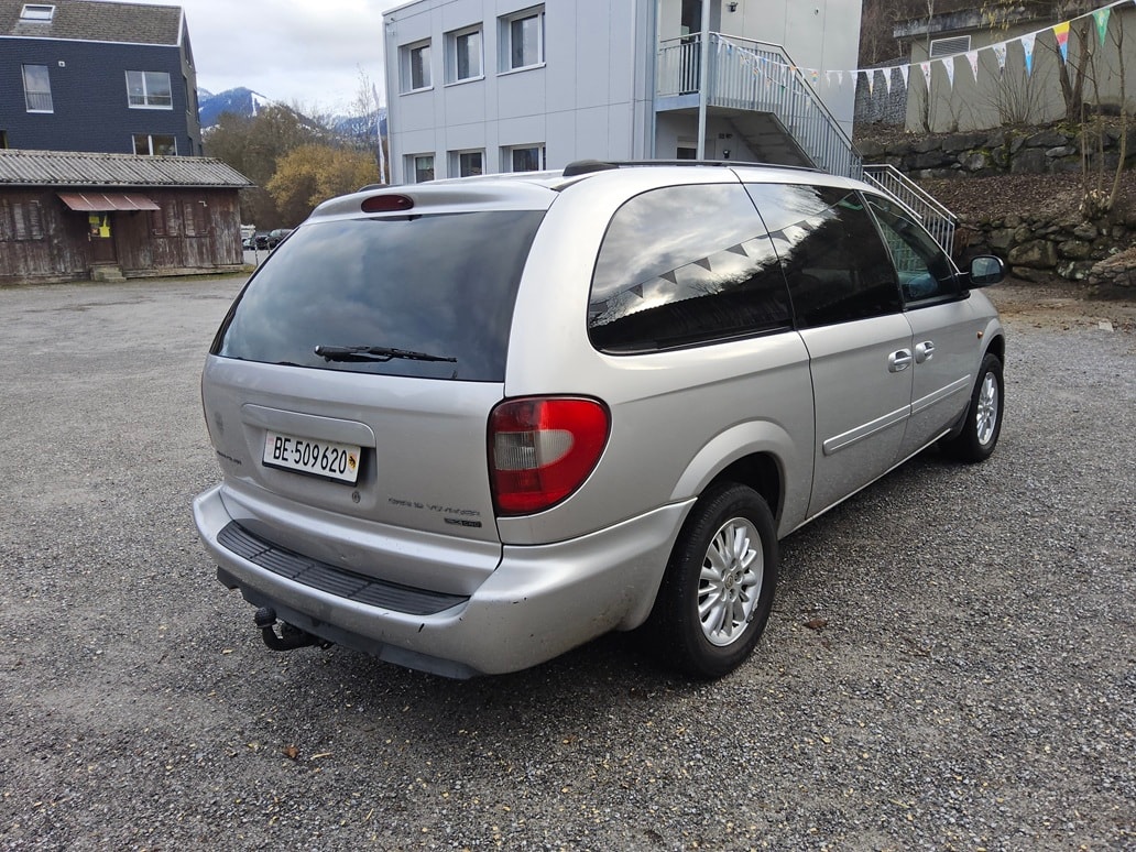 CHRYSLER Grand Voy. 2.8 CRD LX Automatic-image-7