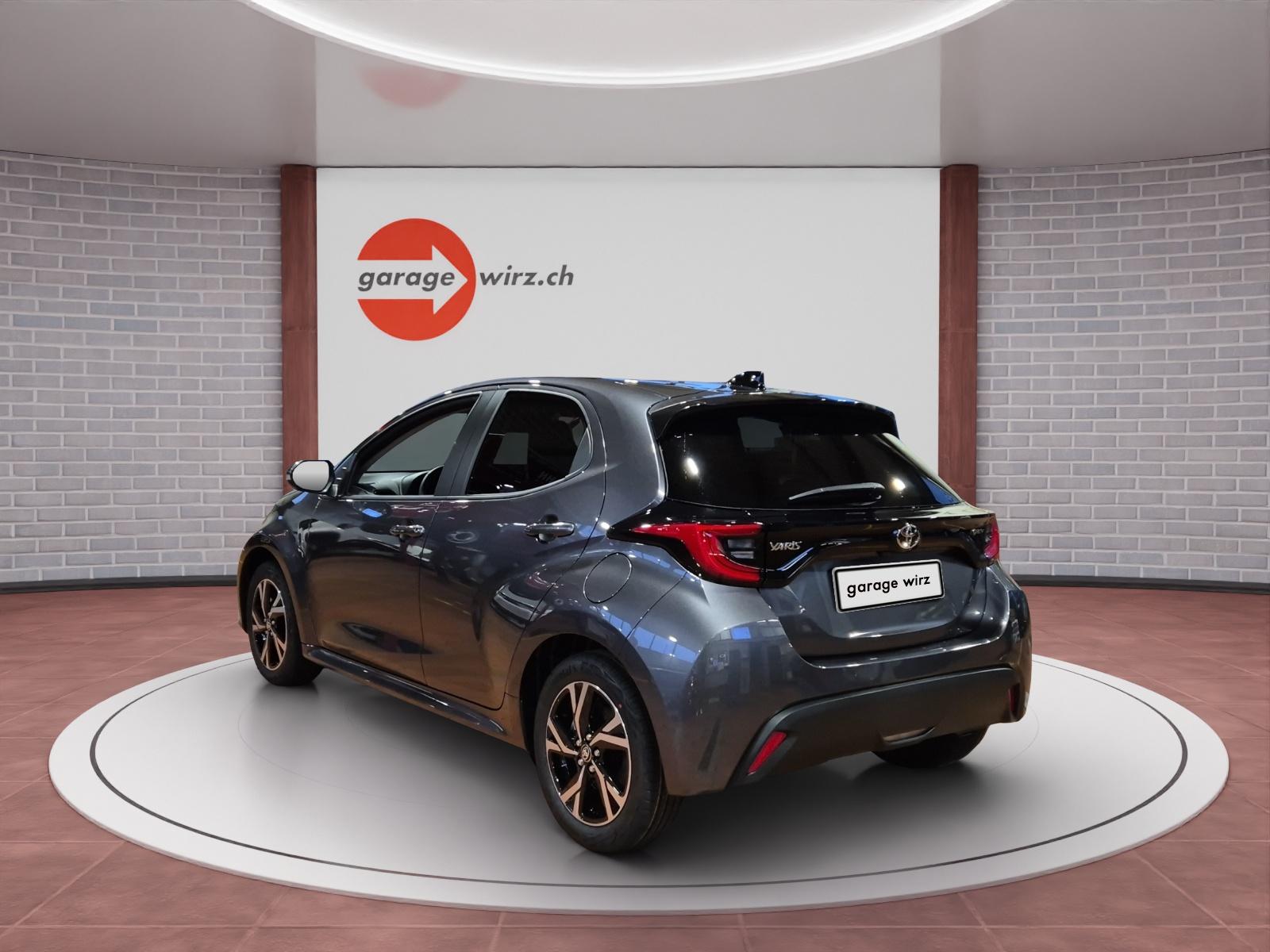 TOYOTA Yaris 1.5 VVT-i HSD Trend inkl. Winterräder / Servicepaket 4 Jahre / 60000 Km ab 1. IV-image-2