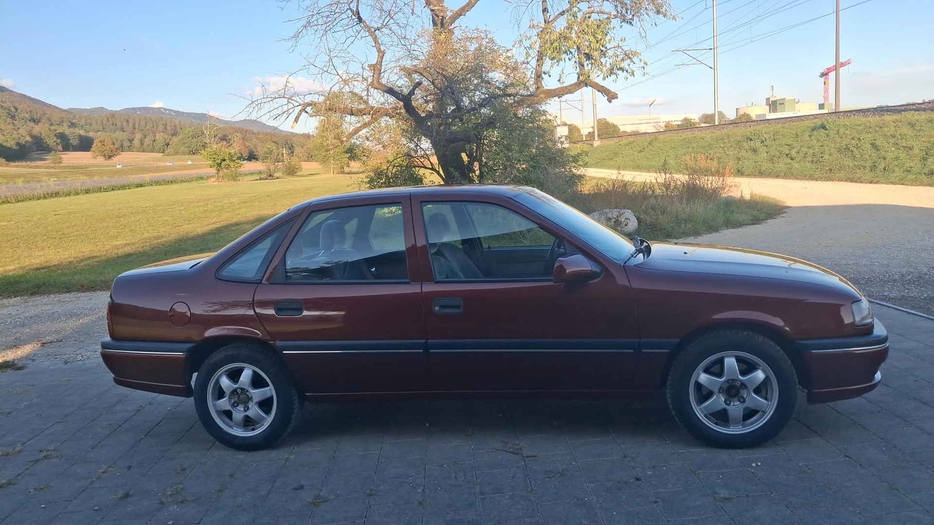 OPEL Vectra 2.5i V6 CDX-image-5