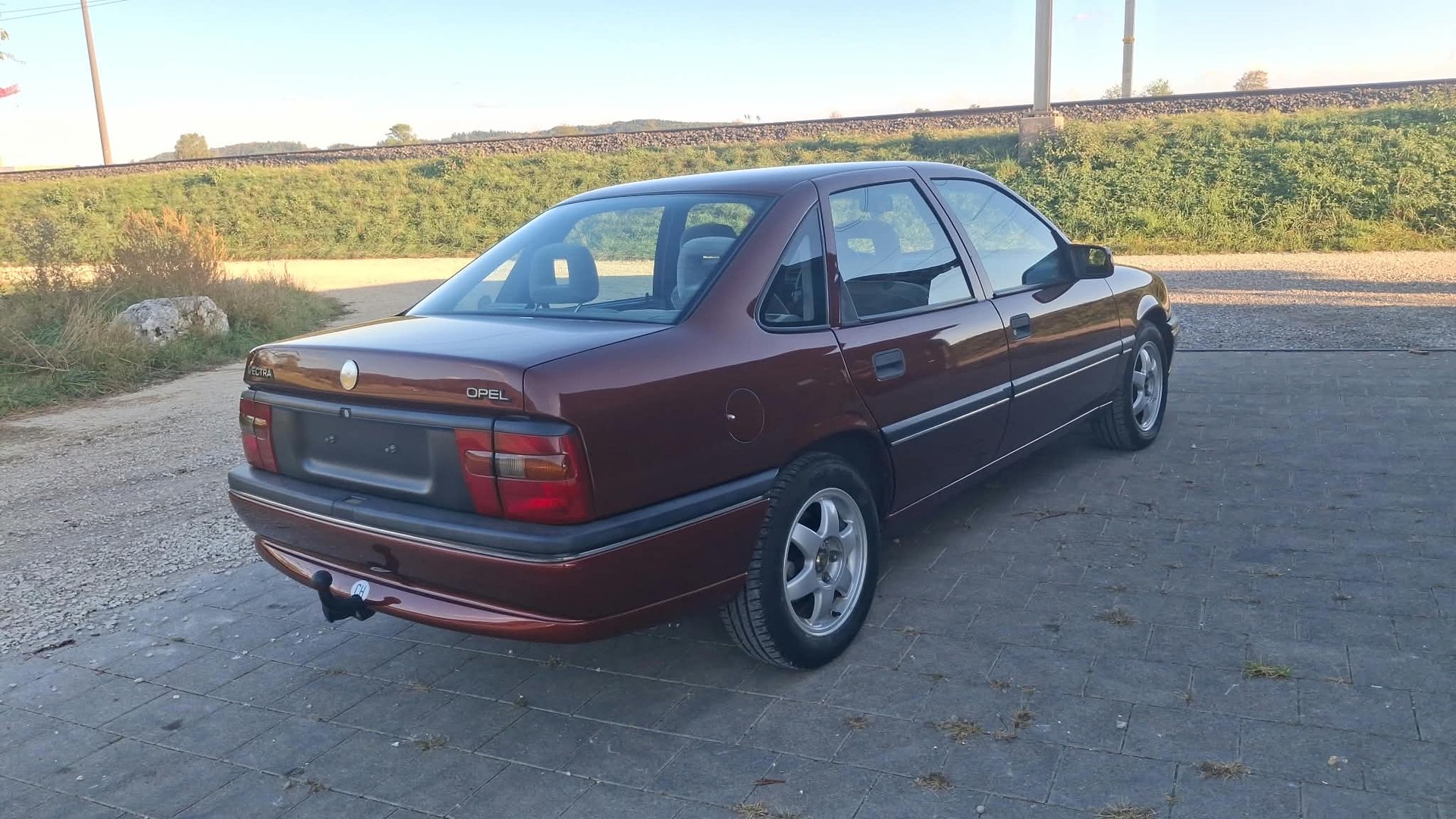 OPEL Vectra 2.5i V6 CDX-image-8