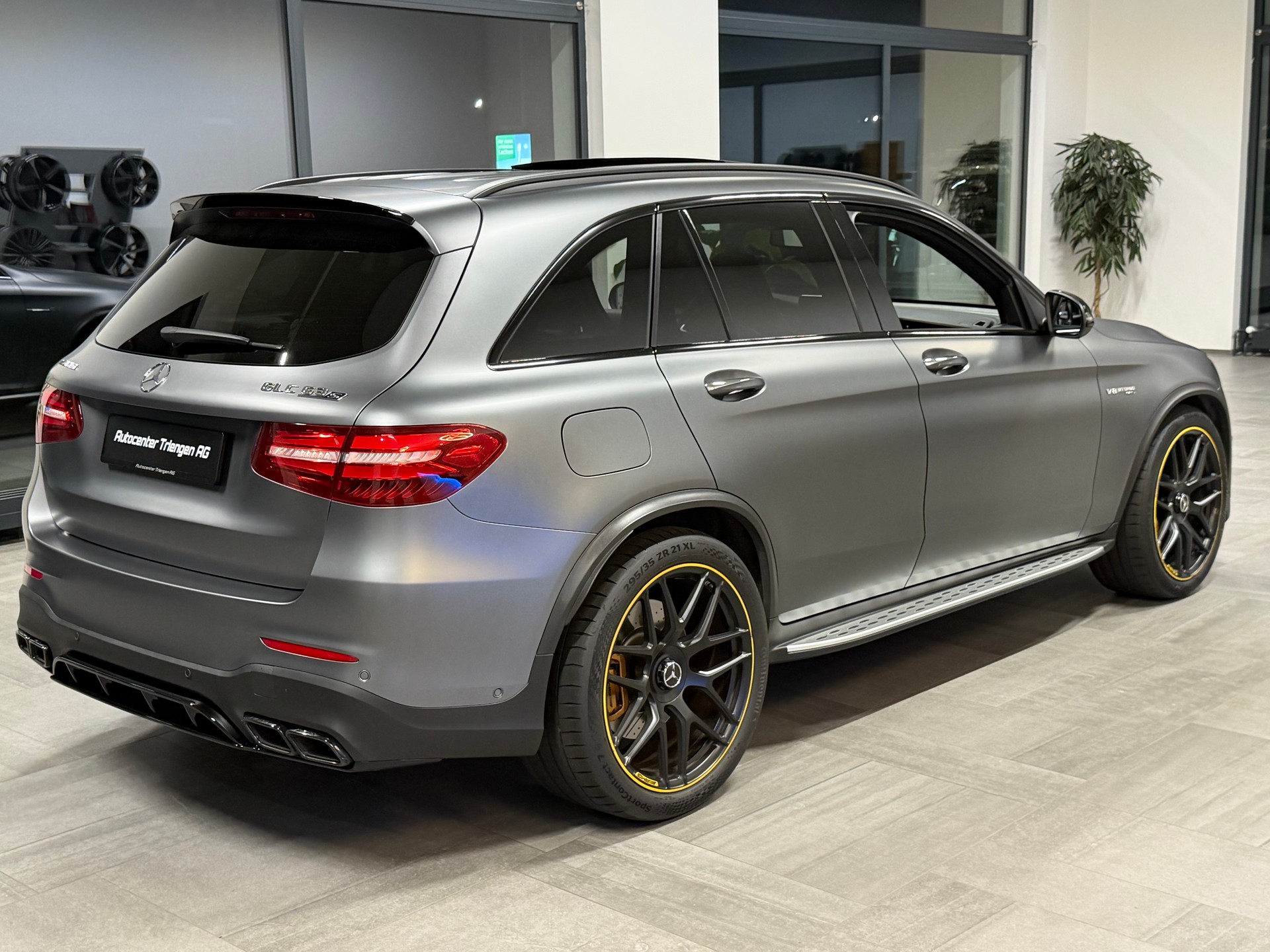 MERCEDES-BENZ GLC 63 S AMG Edition 1 4Matic+ 9G-Tronic-image-9