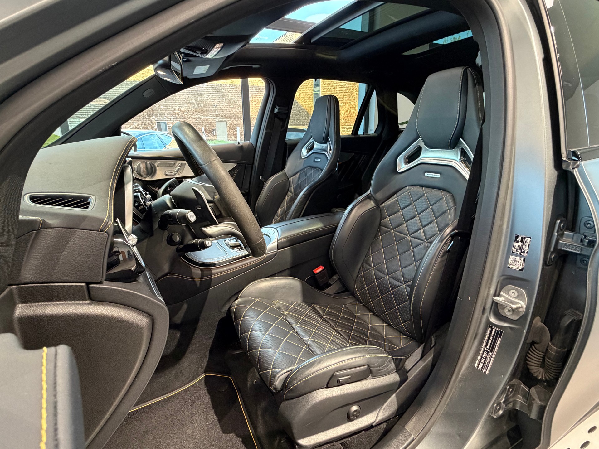 MERCEDES-BENZ GLC 63 S AMG Edition 1 4Matic+ 9G-Tronic-image-24