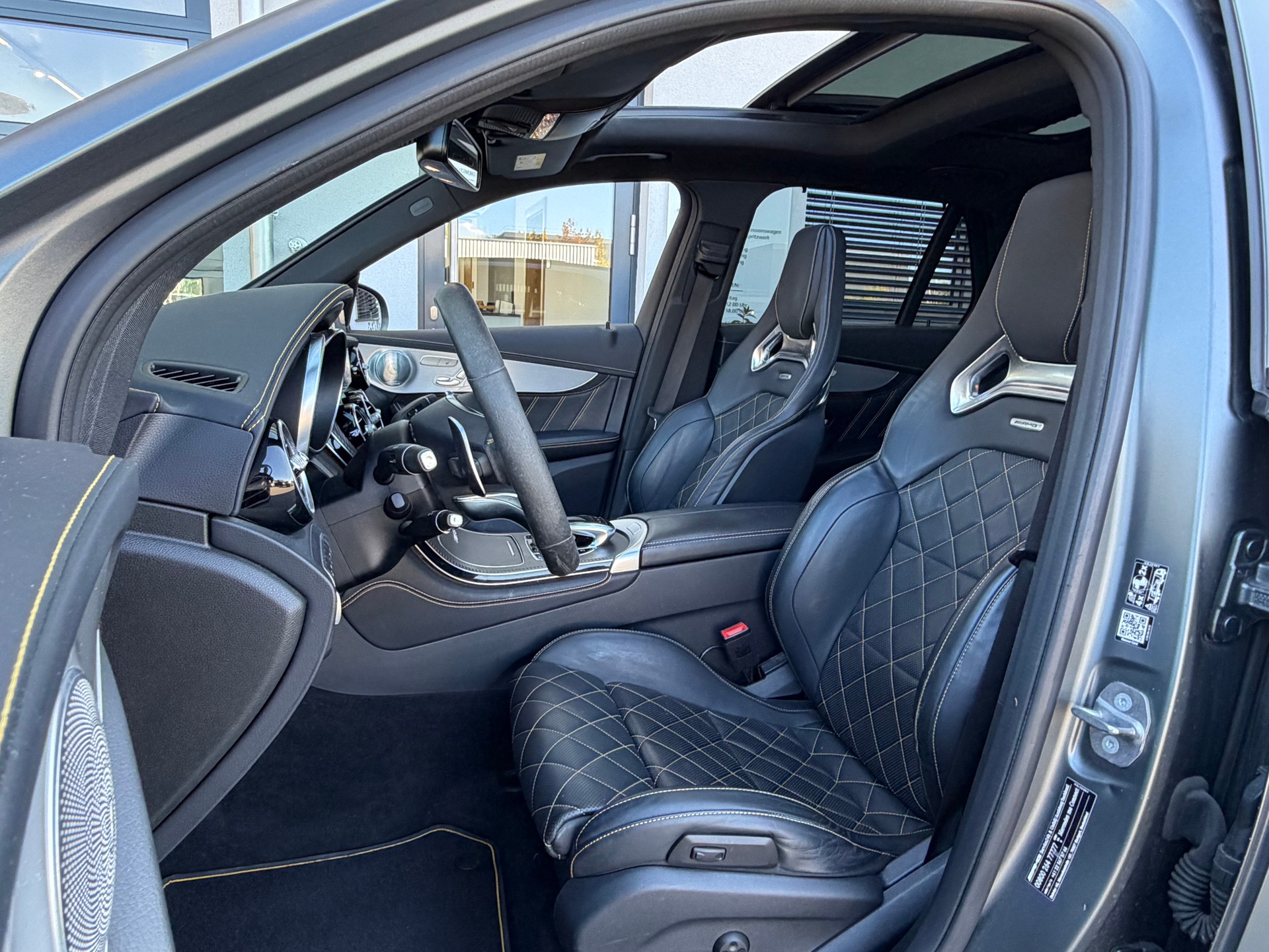 MERCEDES-BENZ GLC 63 S AMG Edition 1 4Matic+ 9G-Tronic-image-22