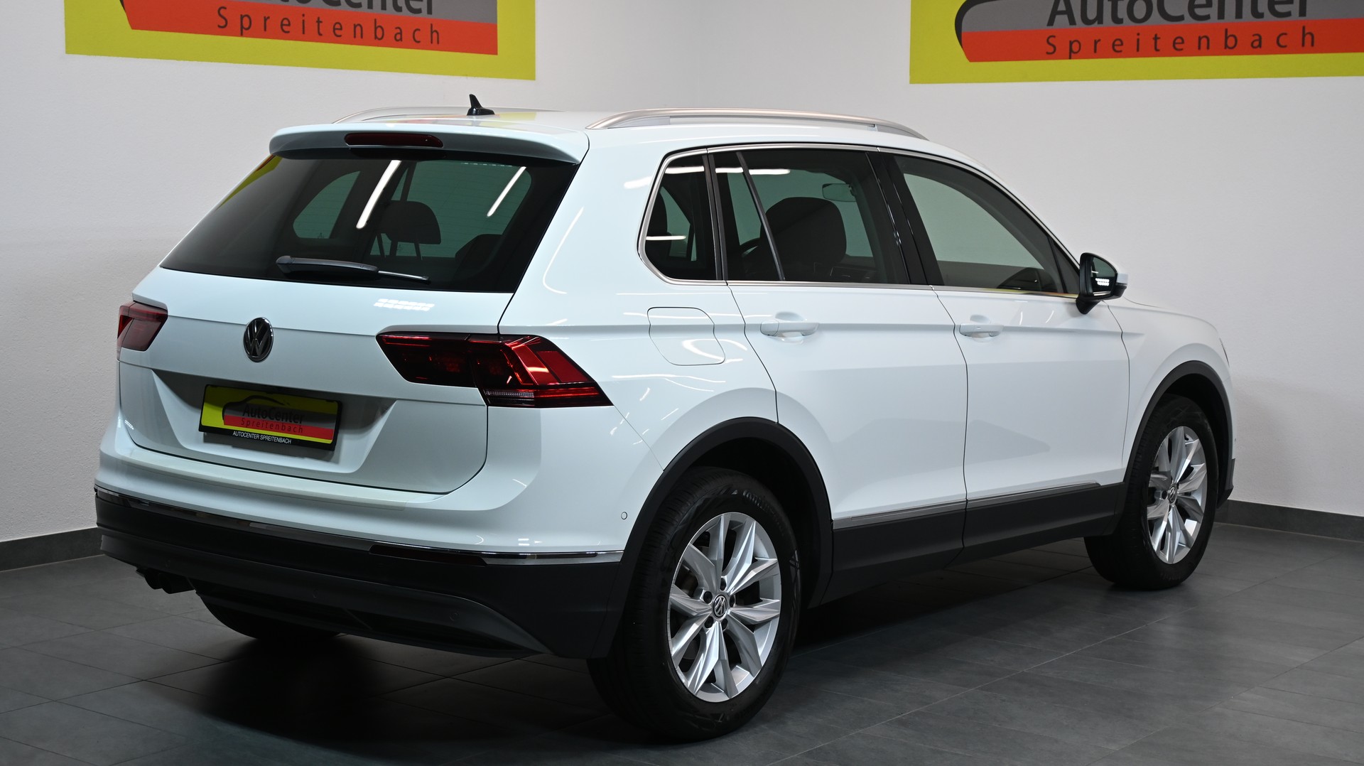 VW Tiguan 2.0 TDI SCR Highline4Motion DSG-image-14