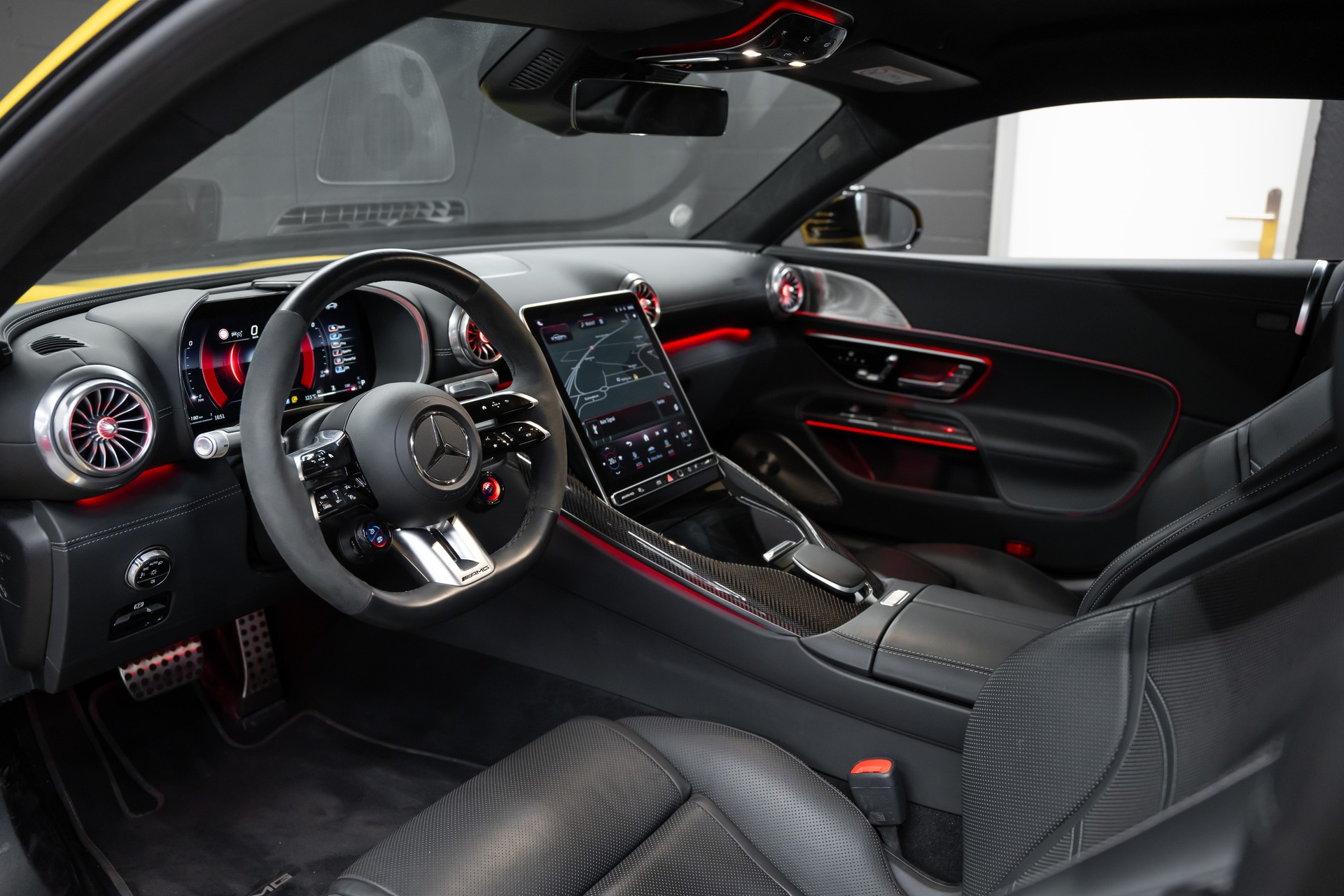 MERCEDES-BENZ AMG GT 63 4Matic+ Executive Edition / Garantie / Gratis Service / Carbon uvm,,-image-9