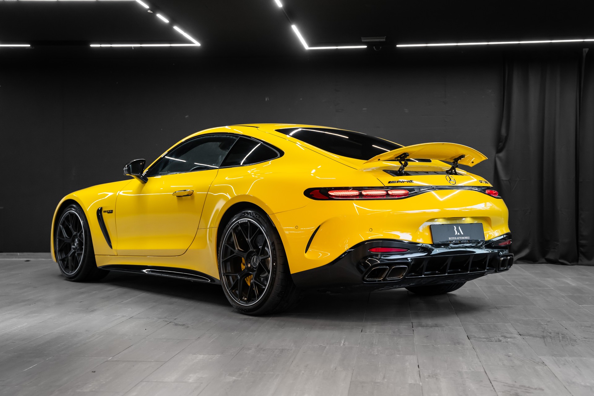 MERCEDES-BENZ AMG GT 63 4Matic+ Executive Edition / Garantie / Gratis Service / Carbon uvm,,-image-6