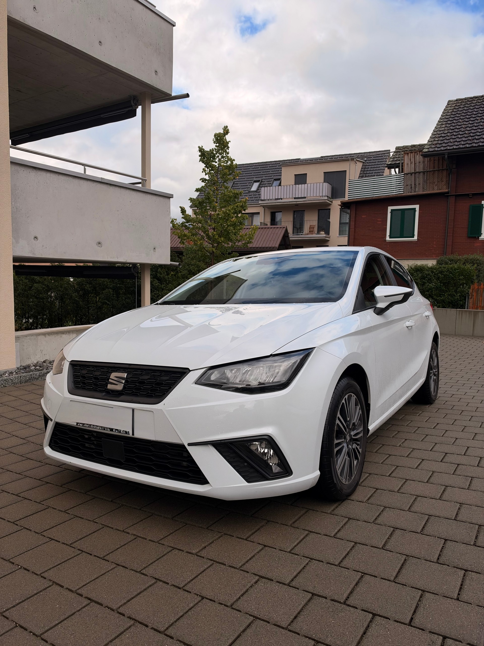 SEAT 1.0 TSI 110 Last Edition DSG-image-0