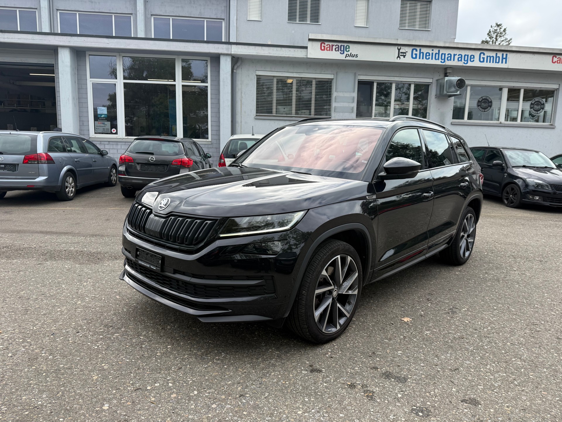 SKODA Kodiaq 2.0 TSI 4x4 Sport Line-image-0