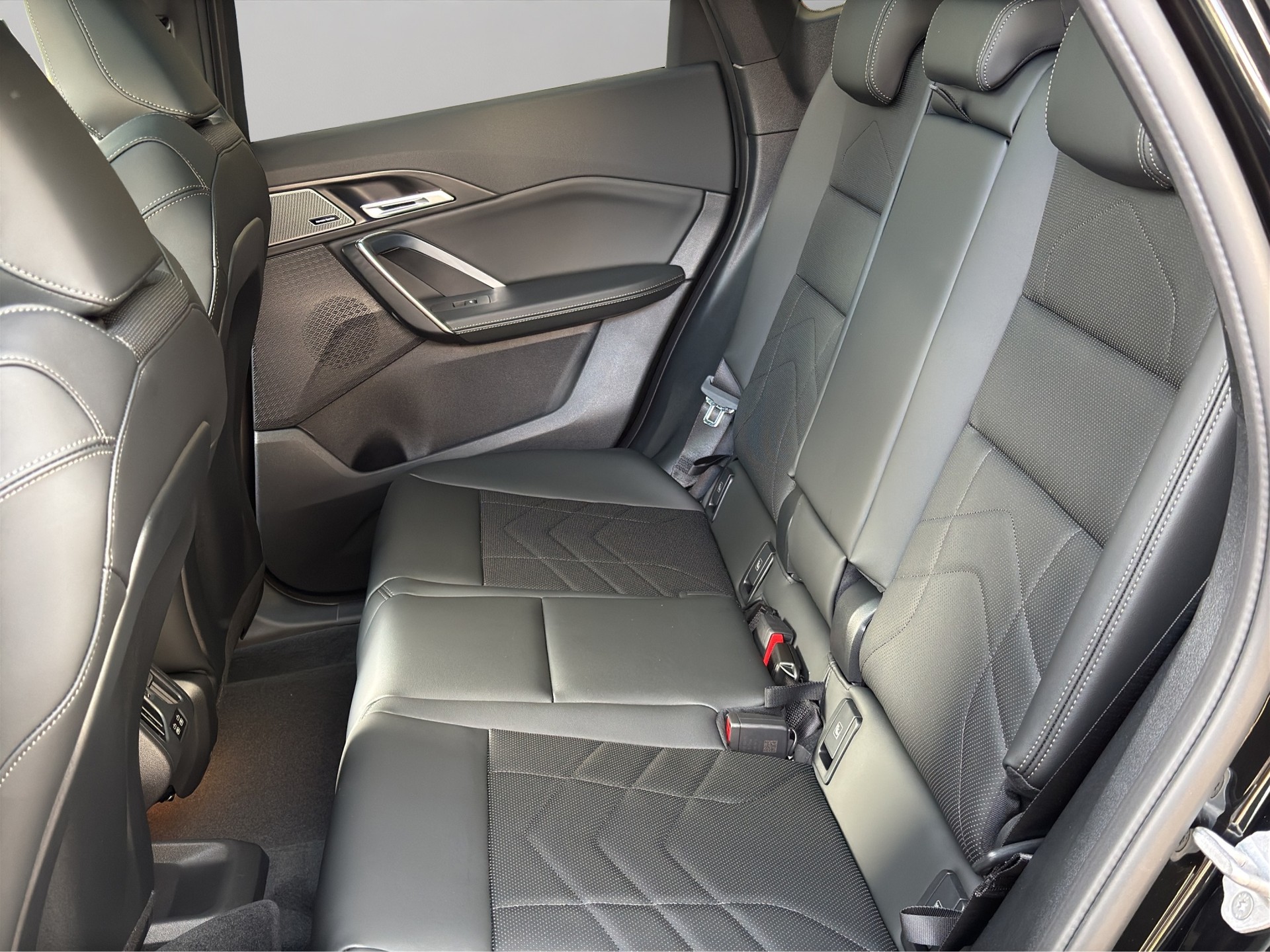 BMW X1 xDrive 30e M Sport-image-17