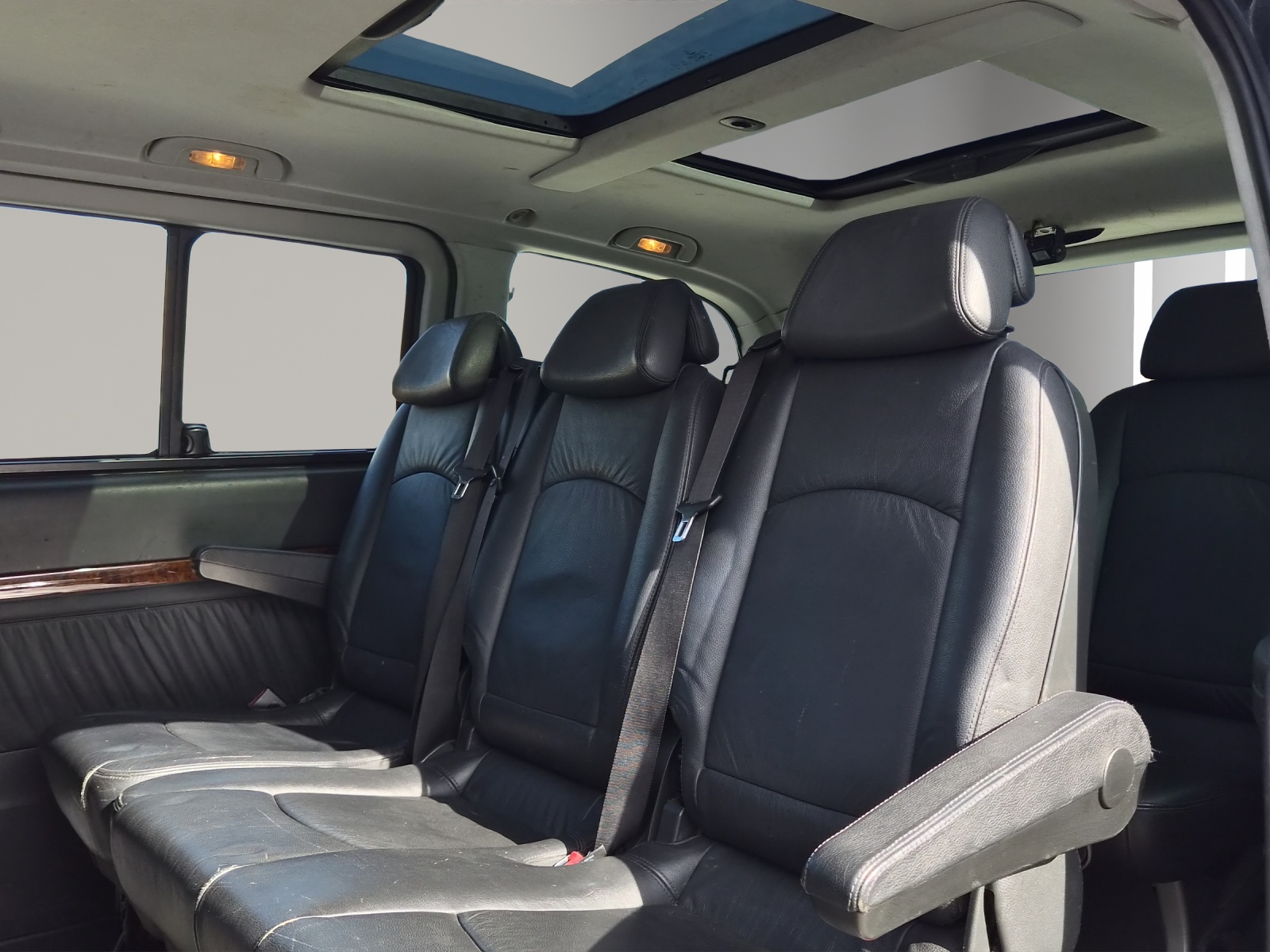MERCEDES-BENZ Viano 2.2 CDI Ambiente-image-12