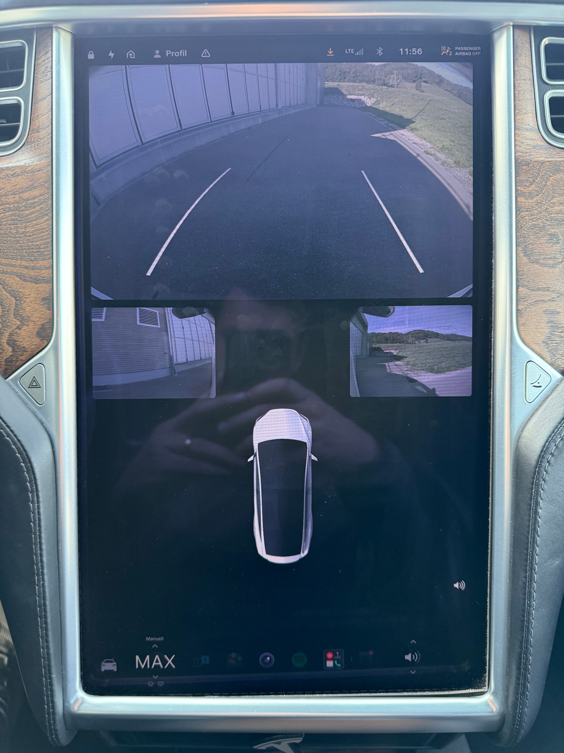 TESLA Model X 100 D-image-7