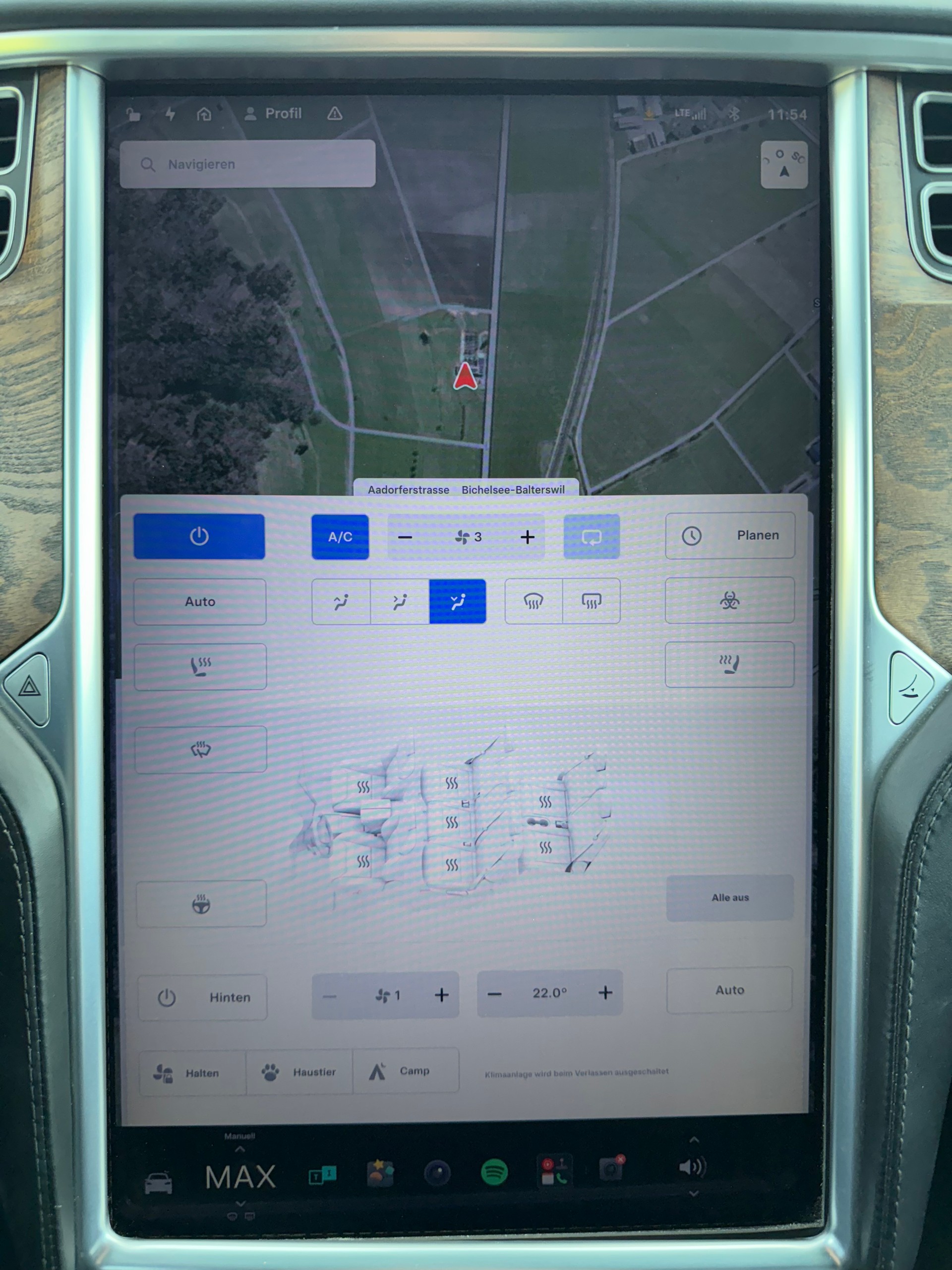 TESLA Model X 100 D-image-9