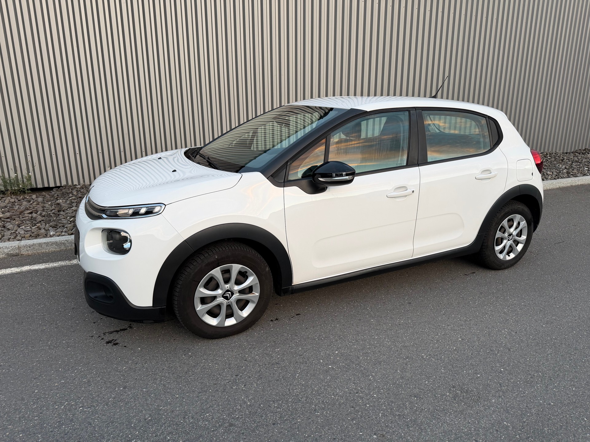 CITROEN C3 —⚠️⚠️⚠️⚠️⚠️MOTEUR FUME —-⚠️⚠️⚠️-image-0