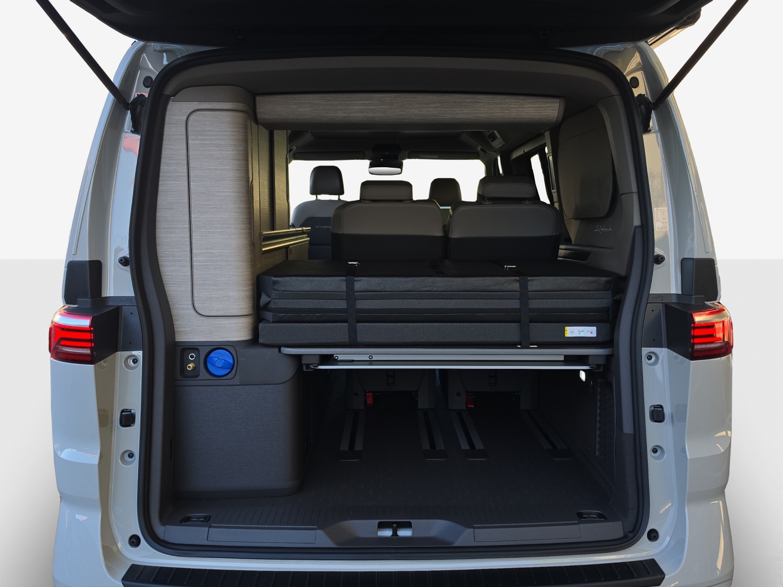 VW California 2.0 TDI Beach Ocean-image-11