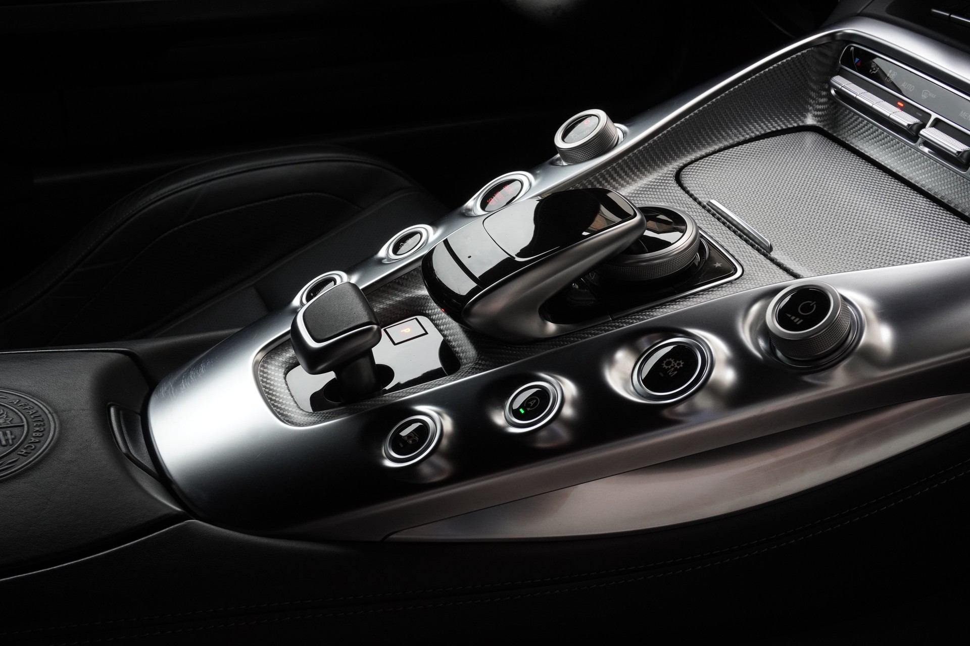 MERCEDES-BENZ AMG GT C Roadster Speedshift DCT-image-15
