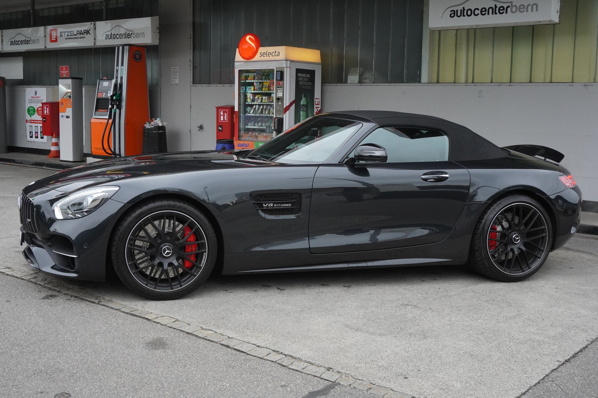 MERCEDES-BENZ AMG GT C Roadster Speedshift DCT-image-8