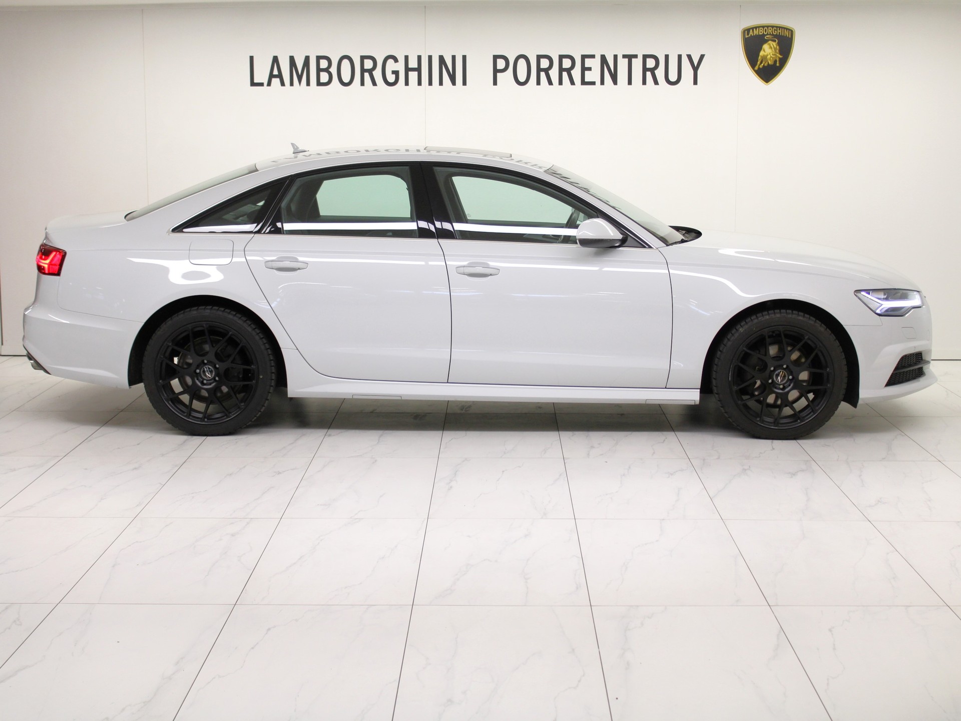 AUDI A6 2.0 TDI quattro S-tronic-image-1