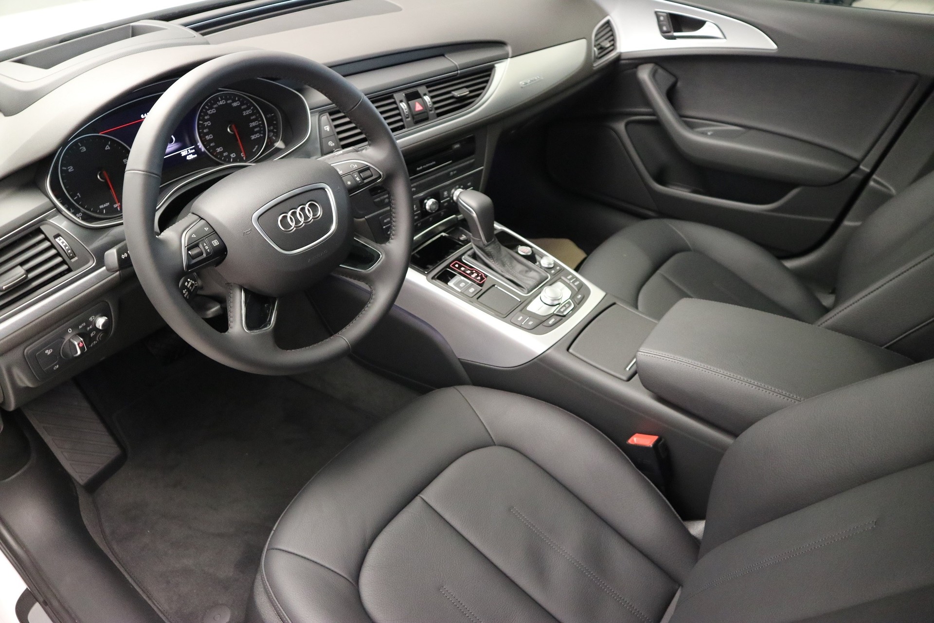 AUDI A6 2.0 TDI quattro S-tronic-image-7