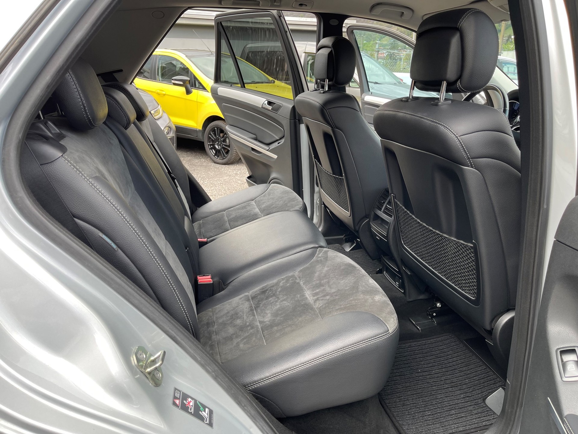 MERCEDES-BENZ ML 350 BlueTEC 4Matic 7G-Tronic-image-7
