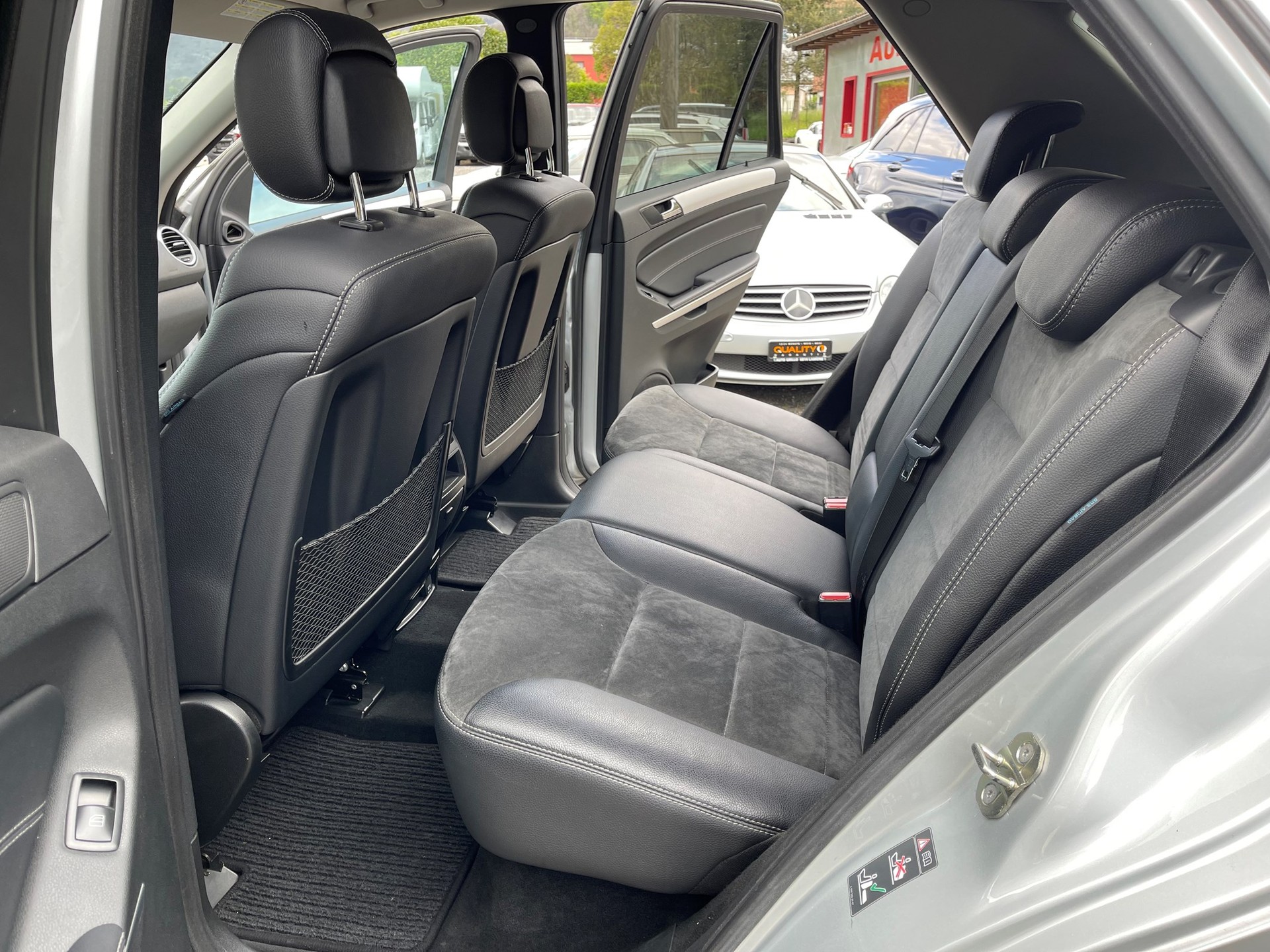 MERCEDES-BENZ ML 350 BlueTEC 4Matic 7G-Tronic-image-9