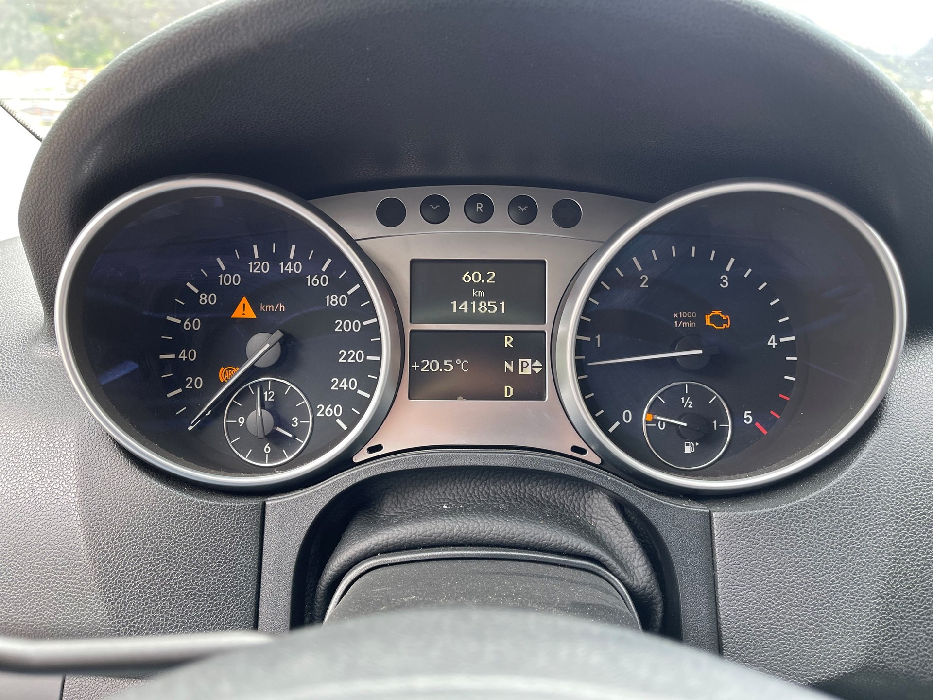 MERCEDES-BENZ ML 350 BlueTEC 4Matic 7G-Tronic-image-10