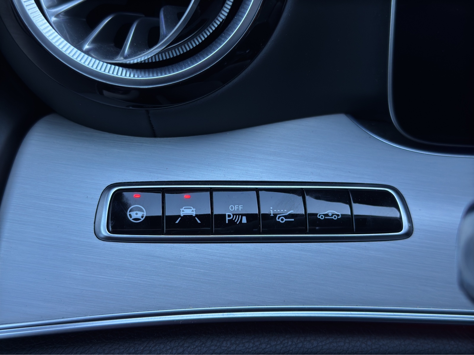 MERCEDES-BENZ E 53 AMG 4 Matic+-image-28
