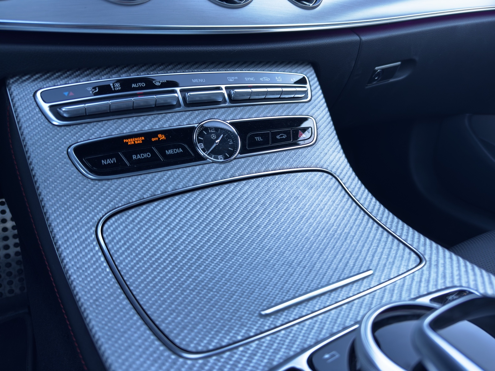 MERCEDES-BENZ E 53 AMG 4 Matic+-image-25