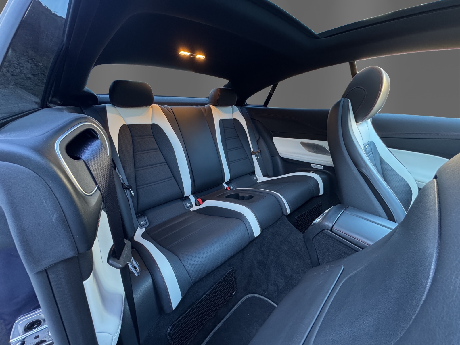 MERCEDES-BENZ E 53 AMG 4 Matic+-image-18