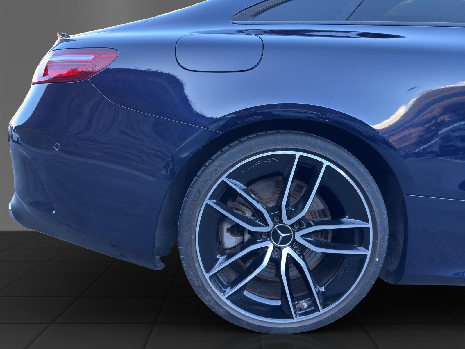 MERCEDES-BENZ E 53 AMG 4 Matic+-image-23