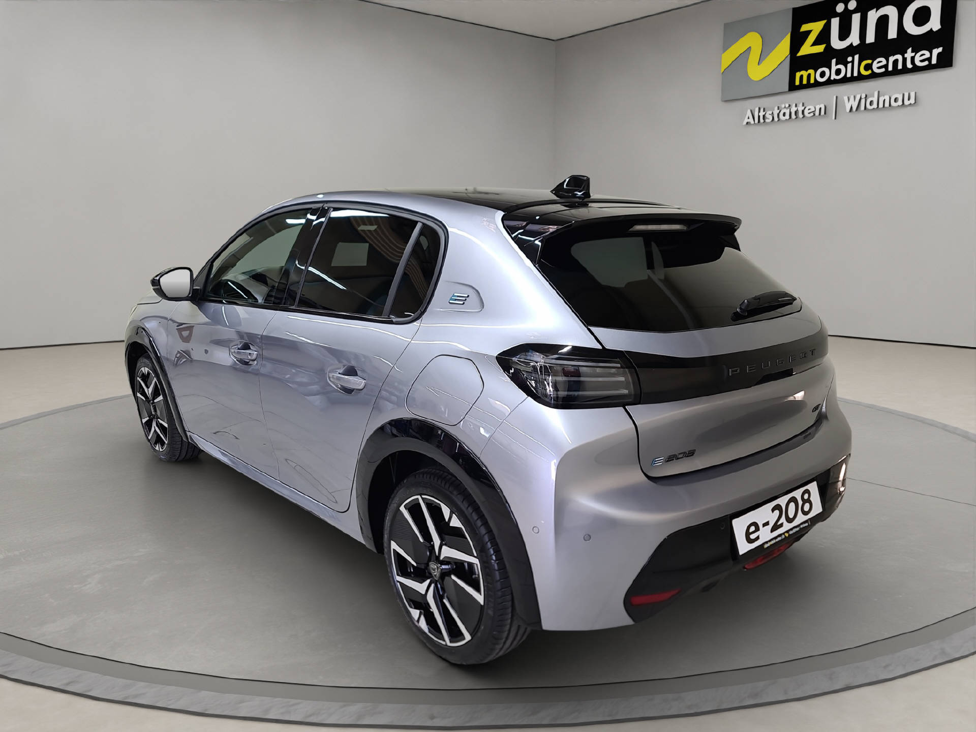 PEUGEOT E-208 GT-image-2