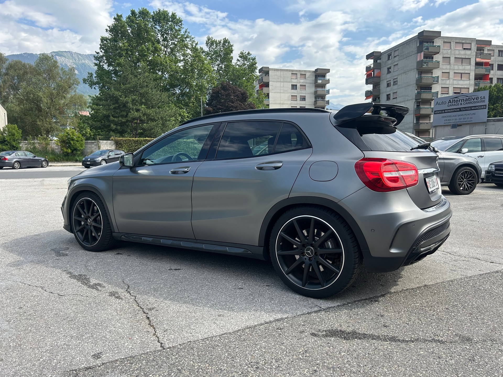 MERCEDES-BENZ GLA 45 AMG 4Matic 7G-DCT-image-5
