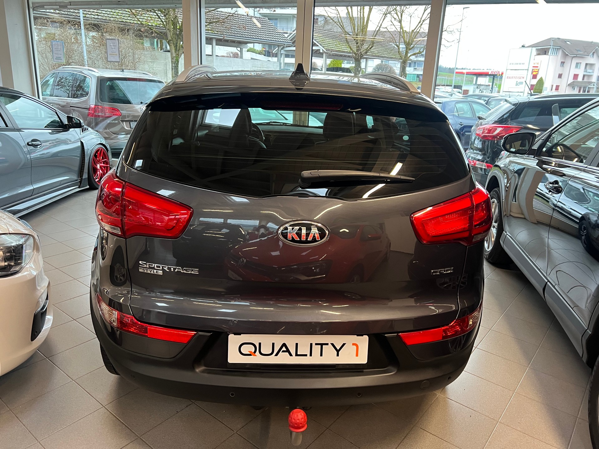 KIA Sportage 2.0 CRDi Style 4WD Automatic-image-4