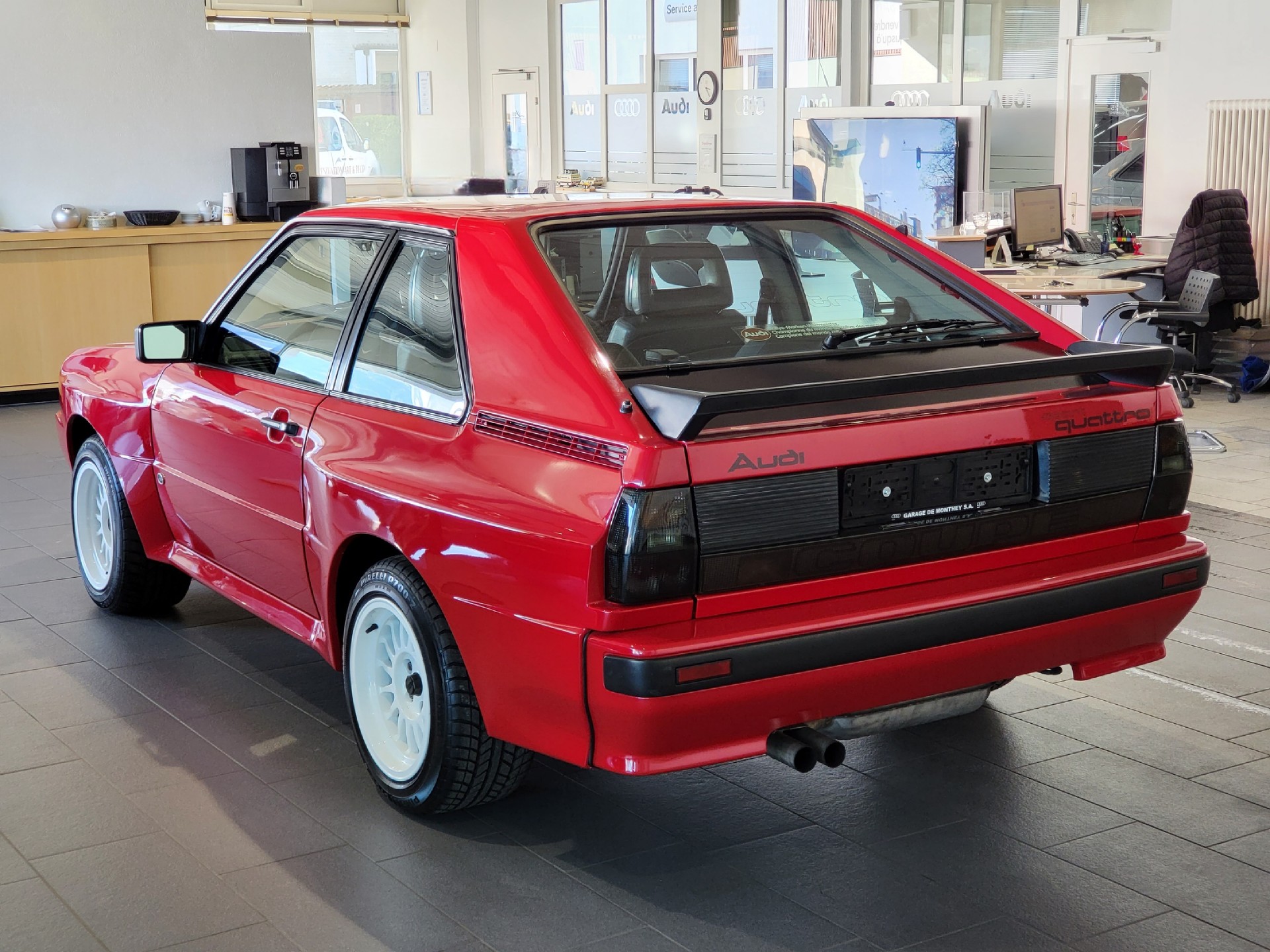 AUDI Sport quattro-image-6