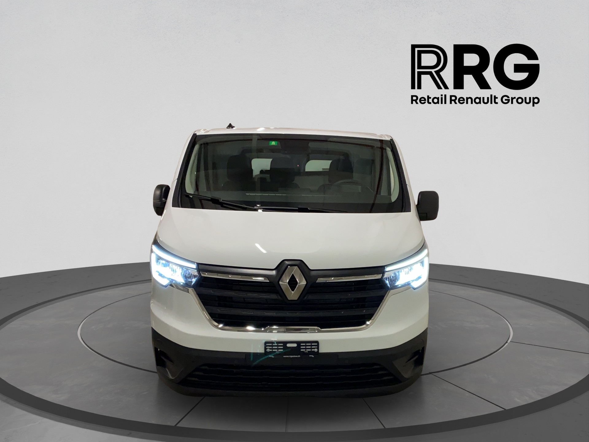 RENAULT Trafic 2.0 Blue dCi110 Advance L1H1-image-2