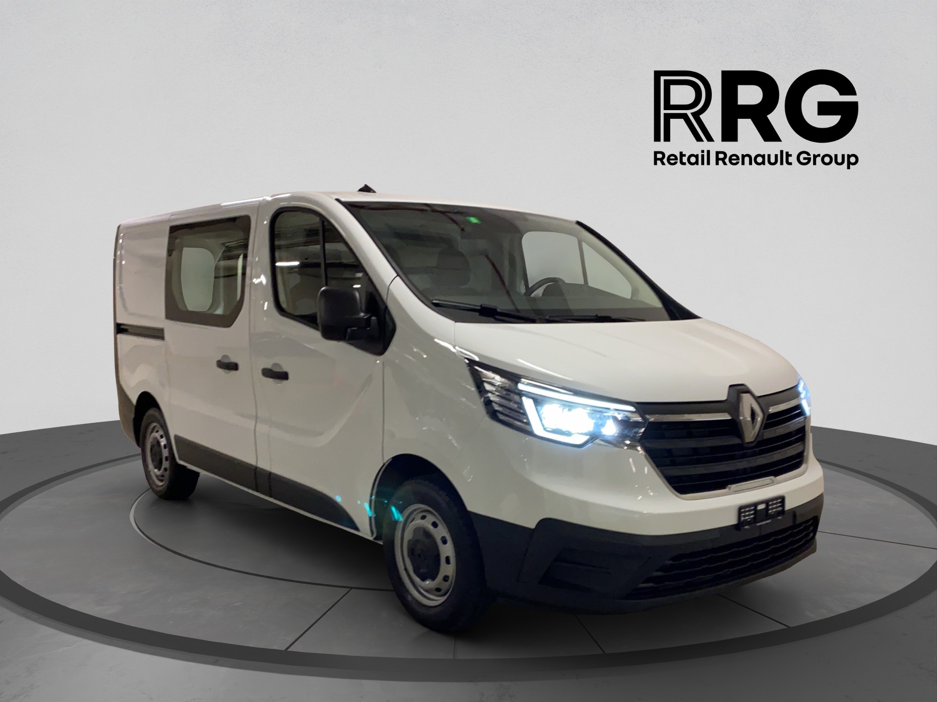 RENAULT Trafic 2.0 Blue dCi110 Advance L1H1-image-0