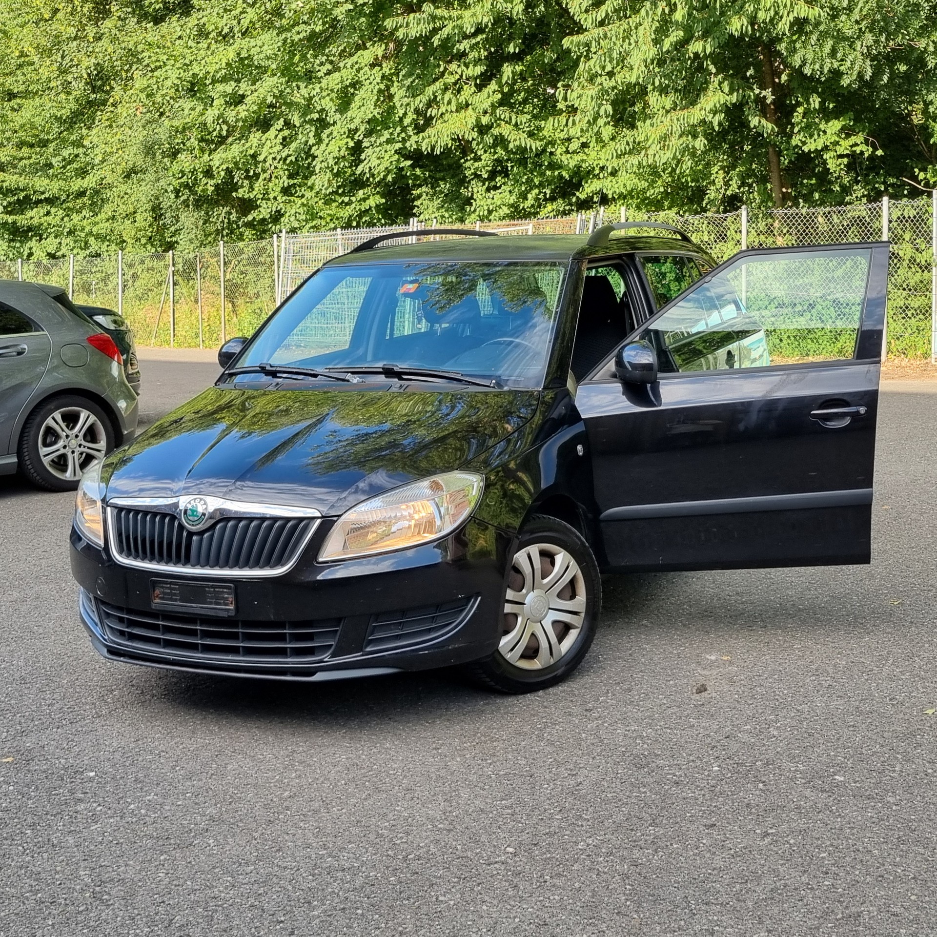 SKODA Fabia 1.2 TSI Family DSG-image-0