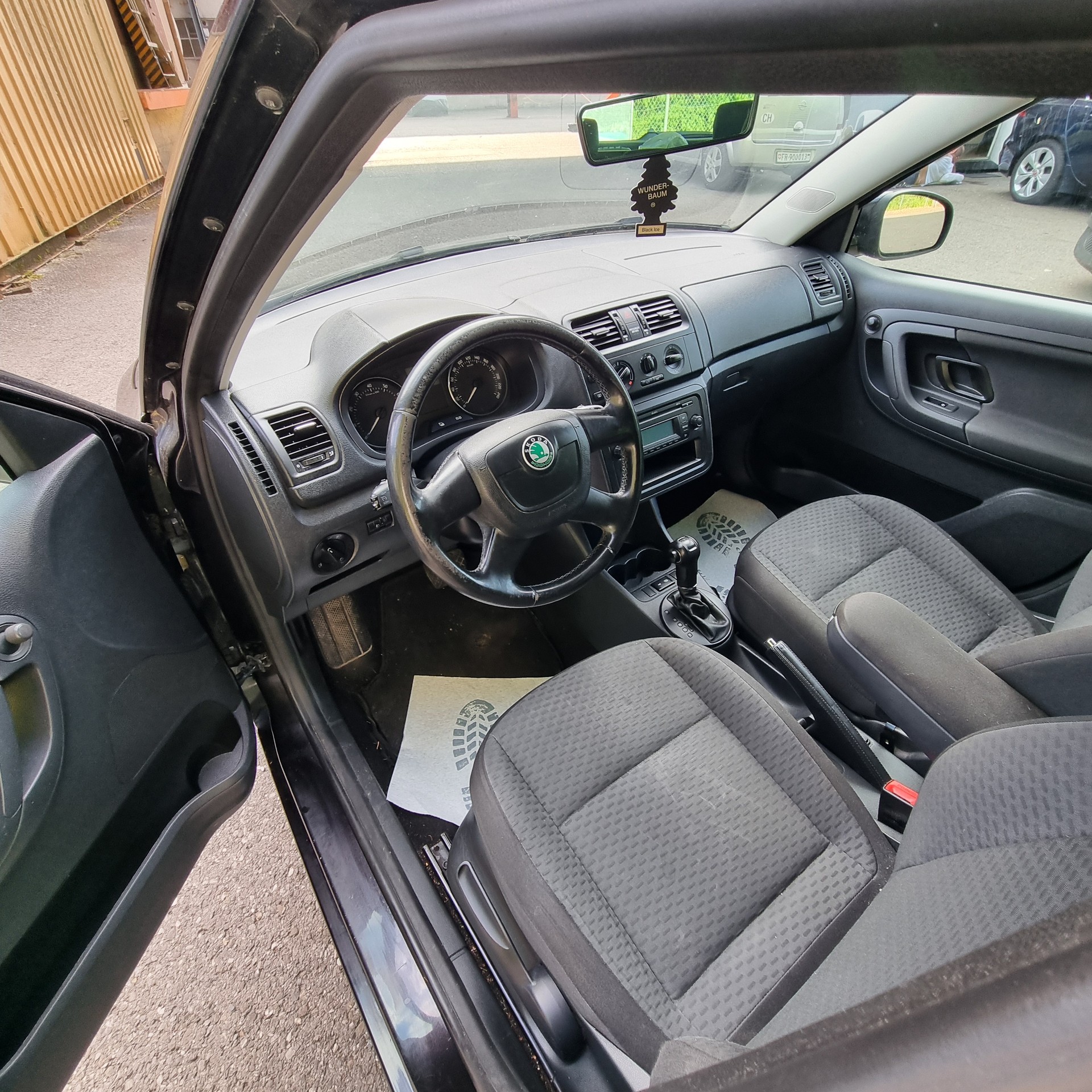 SKODA Fabia 1.2 TSI Family DSG-image-7