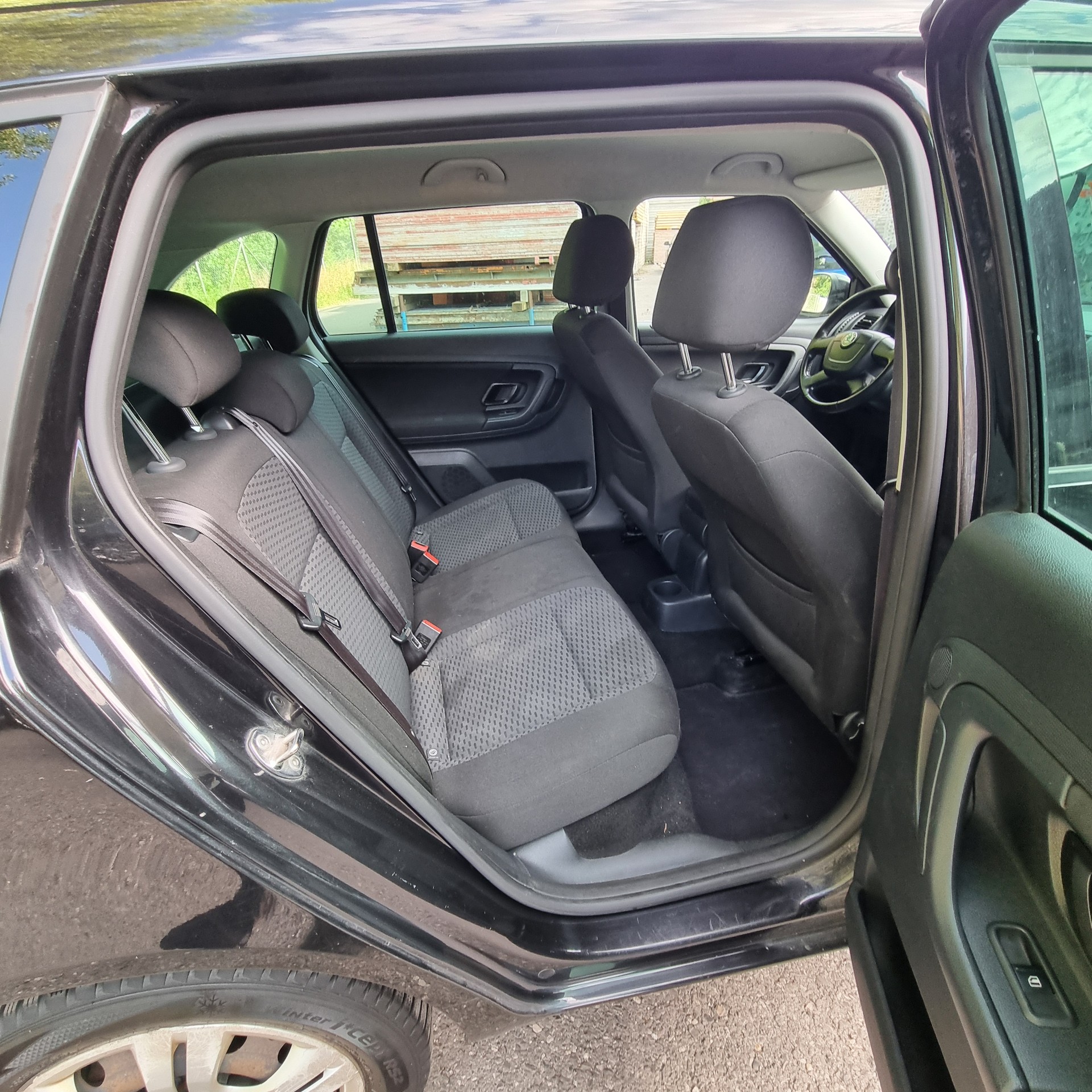 SKODA Fabia 1.2 TSI Family DSG-image-5
