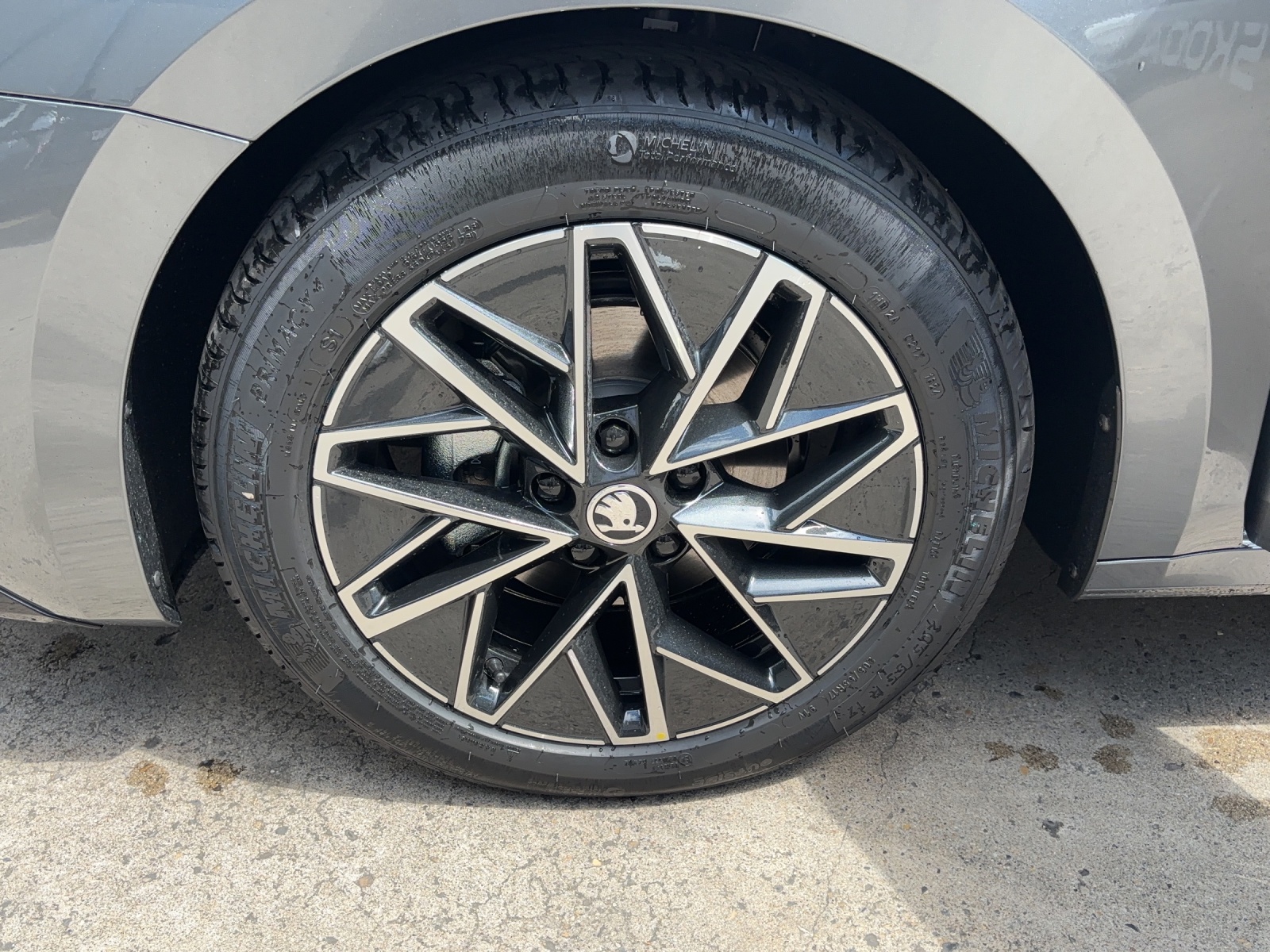SKODA Octavia Combi 1.5 TSI mHEV DSG Sport Line-image-3