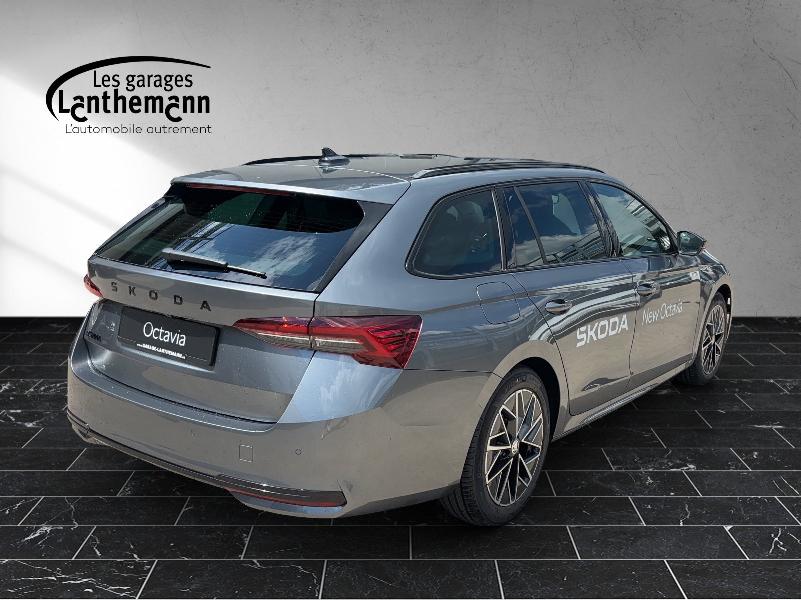 SKODA Octavia Combi 1.5 TSI mHEV DSG Sport Line-image-2