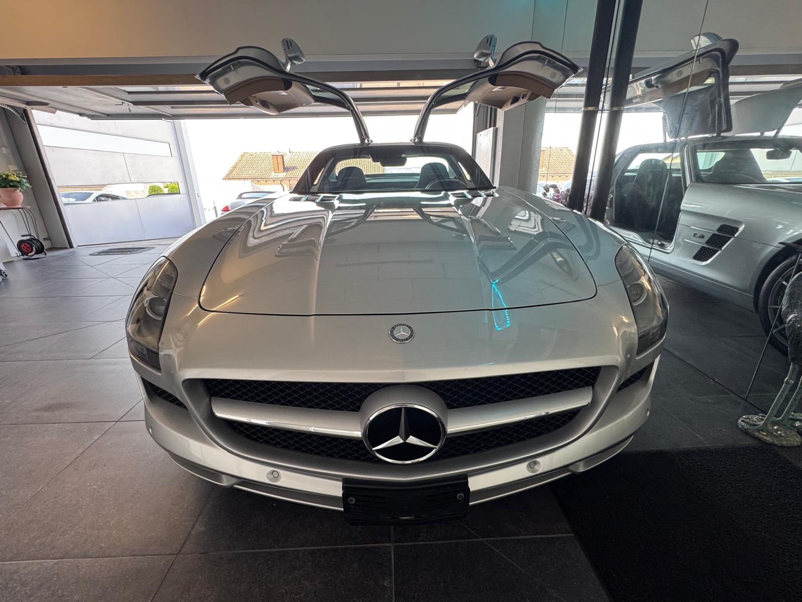 MERCEDES-BENZ SLS 63 AMG Speedshift-image-0