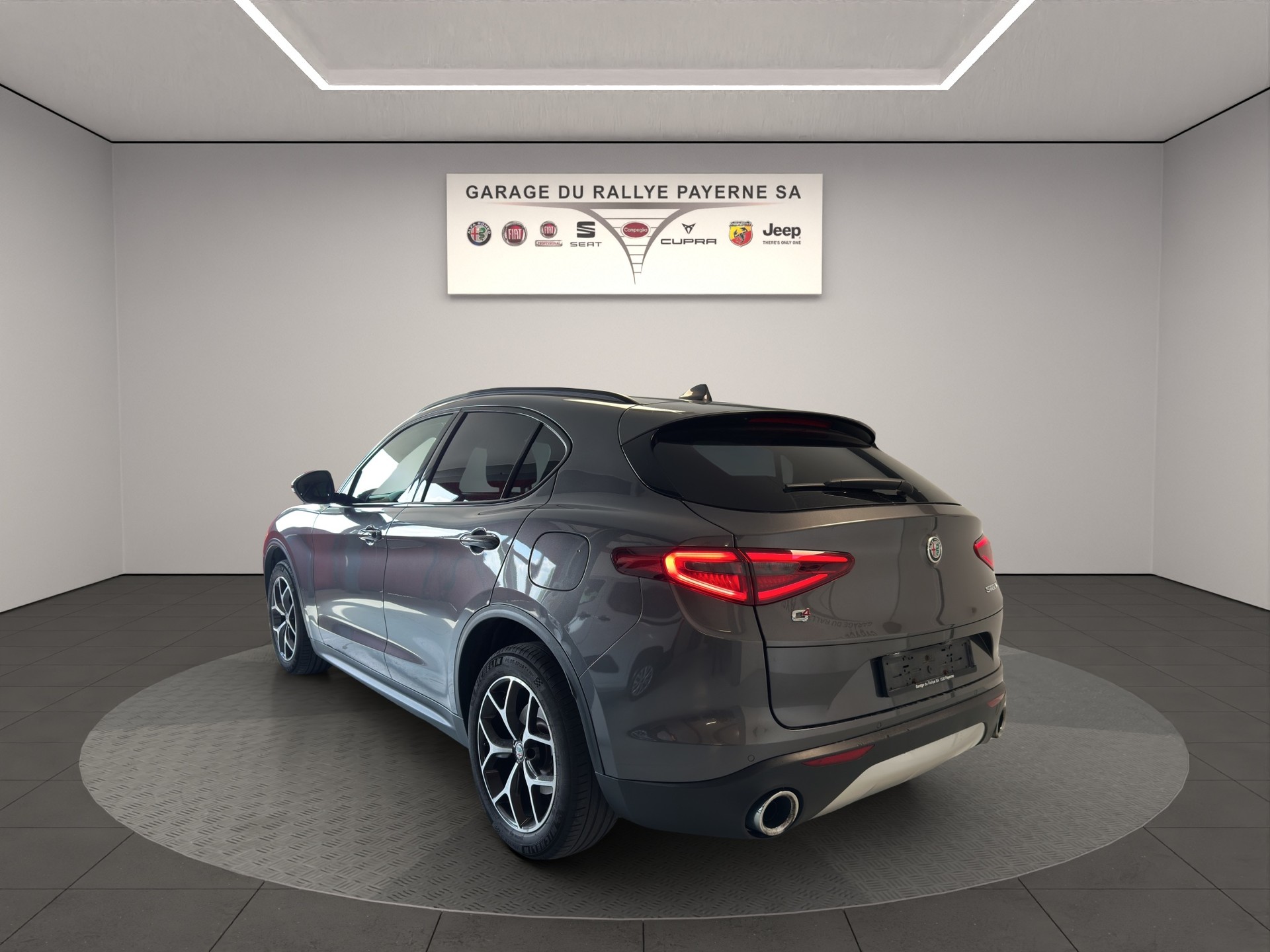 ALFA ROMEO Stelvio 2.0 Super Q4 Automatic-image-2